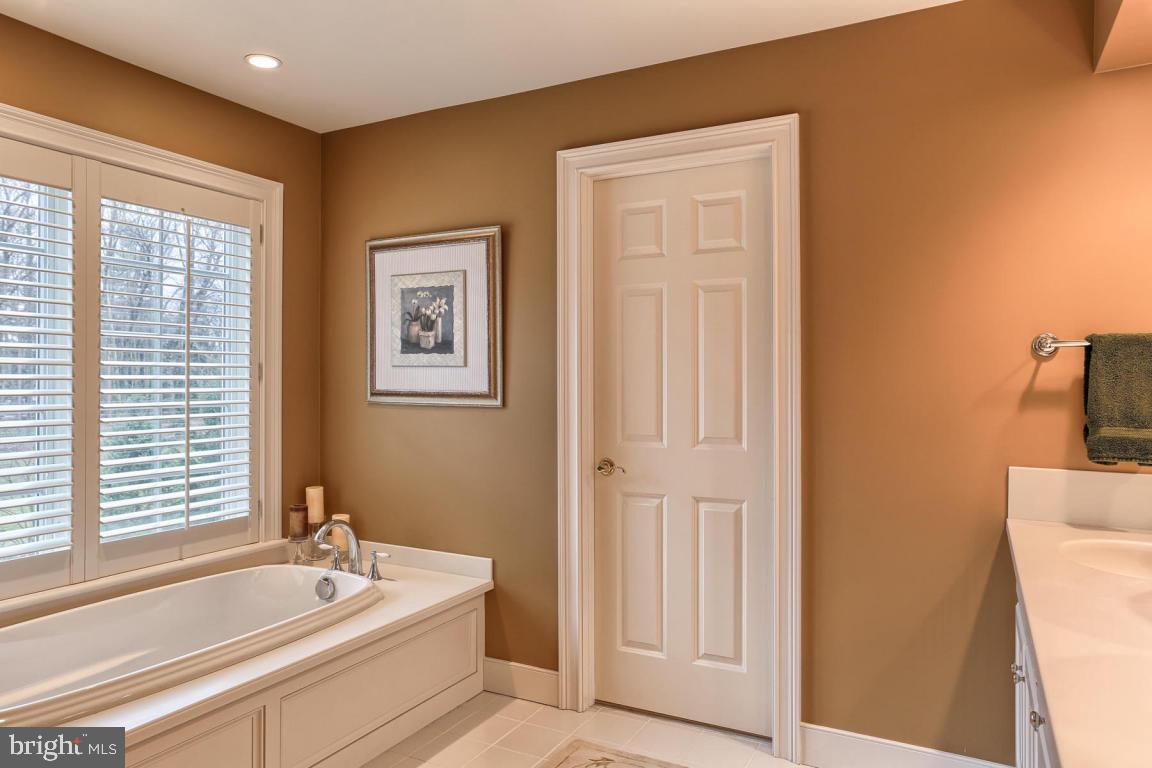 ESHELMAN ROAD - Residential