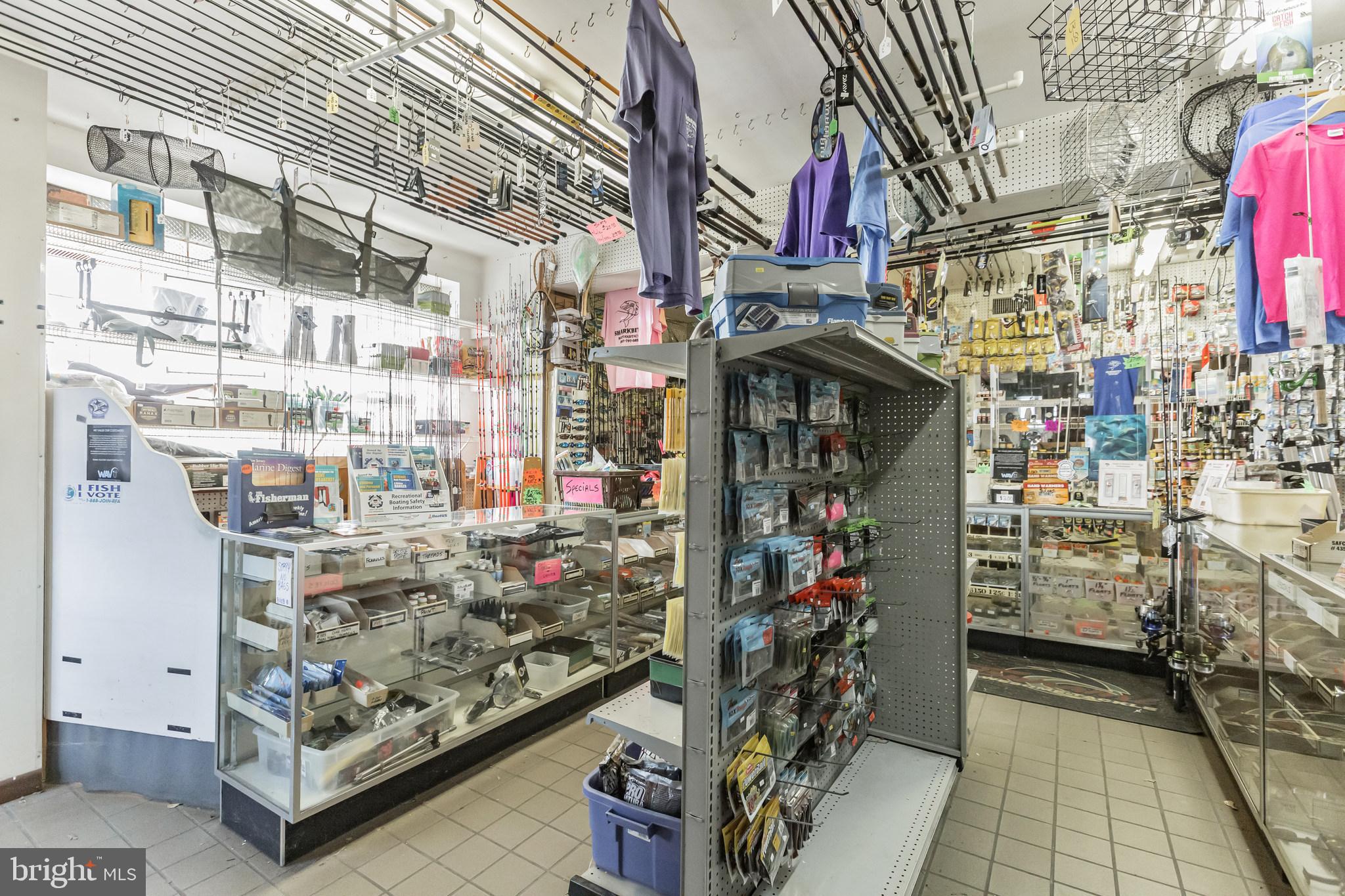 TORRESDALE (EAST) - Commercial Sale