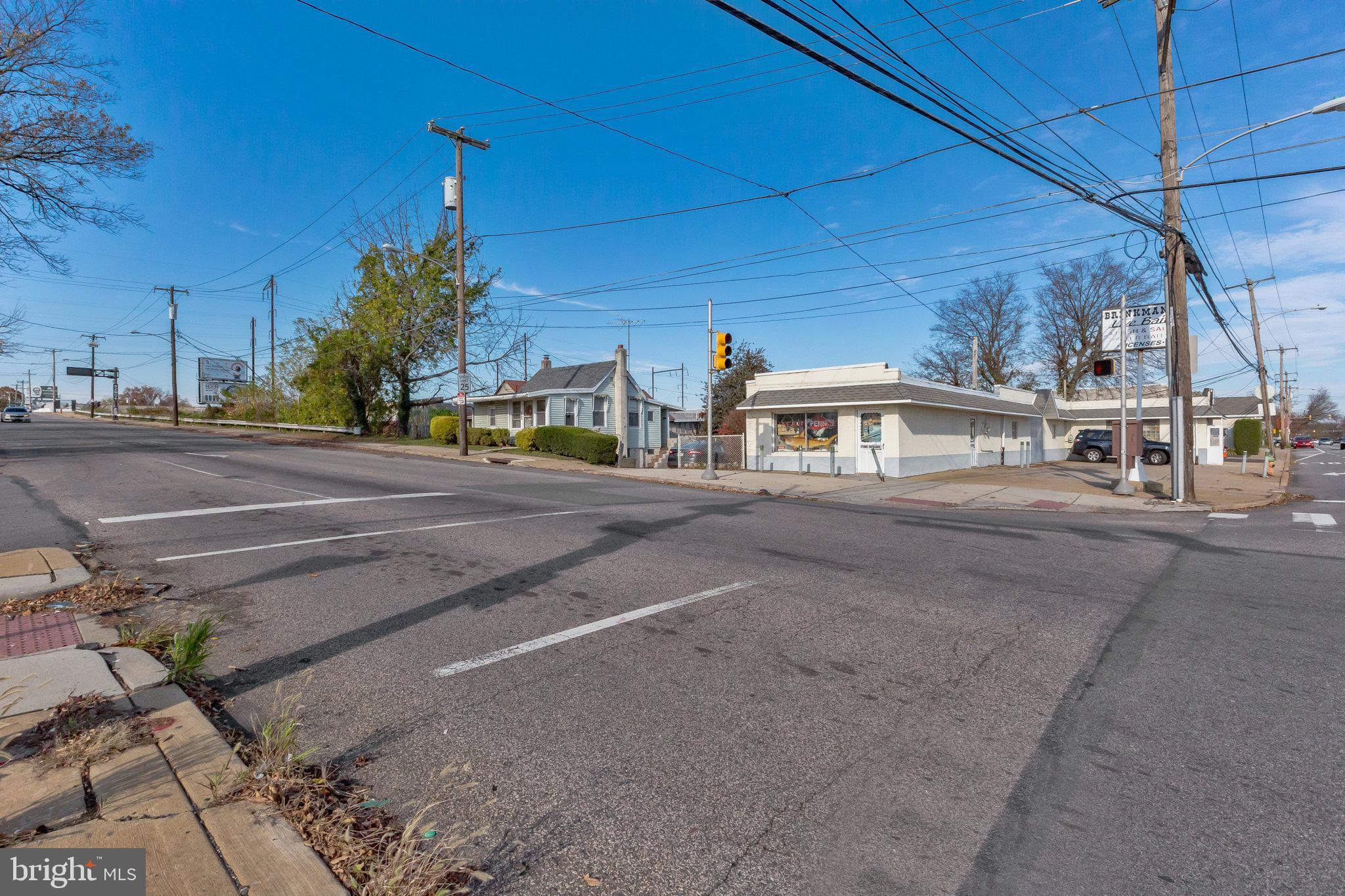 TORRESDALE (EAST) - Commercial Sale