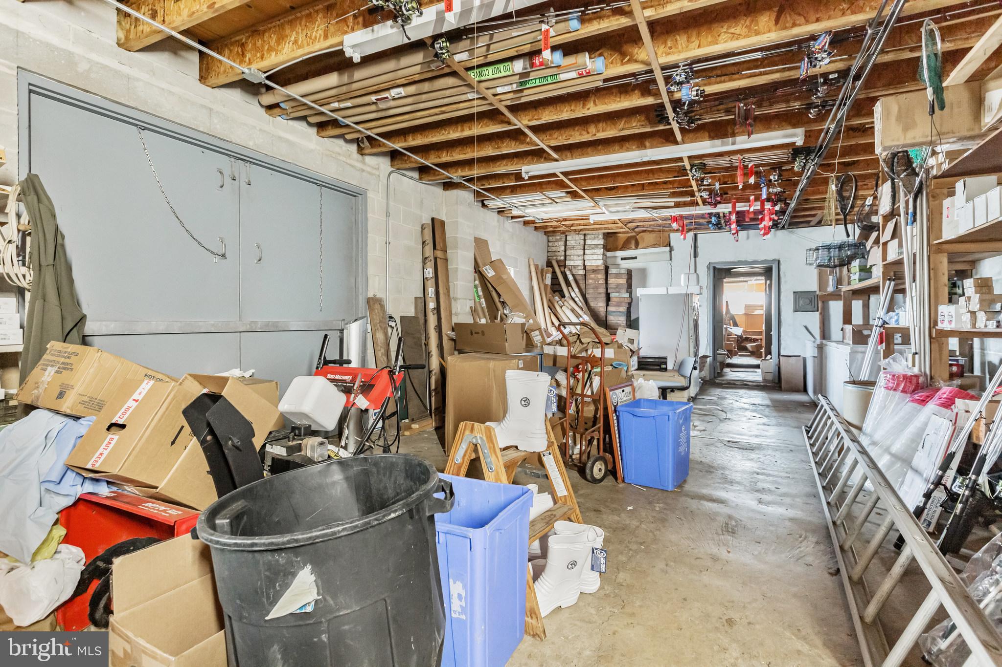 TORRESDALE (EAST) - Commercial Sale