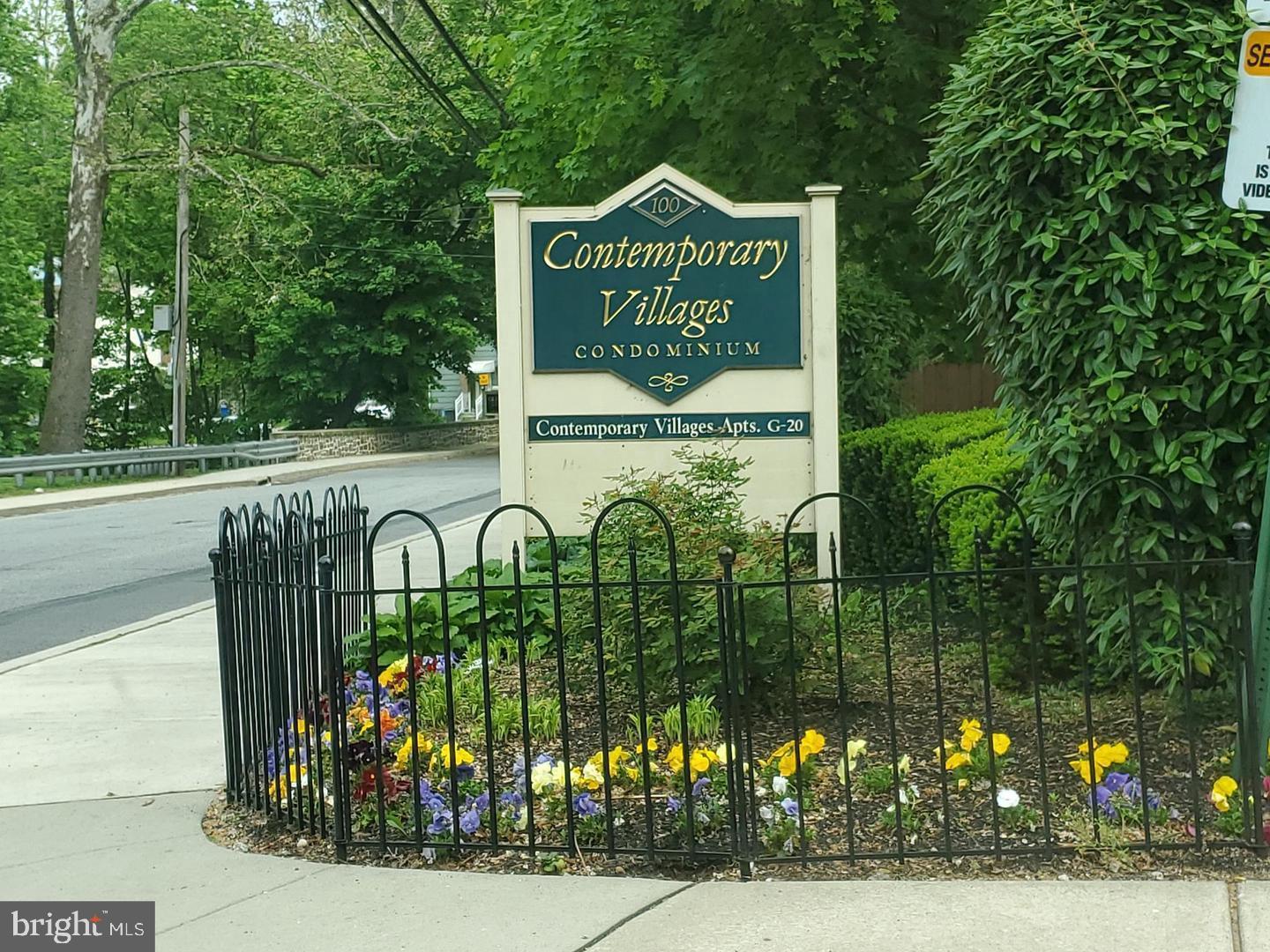 CONTEMPORARY VLG - Residential Lease