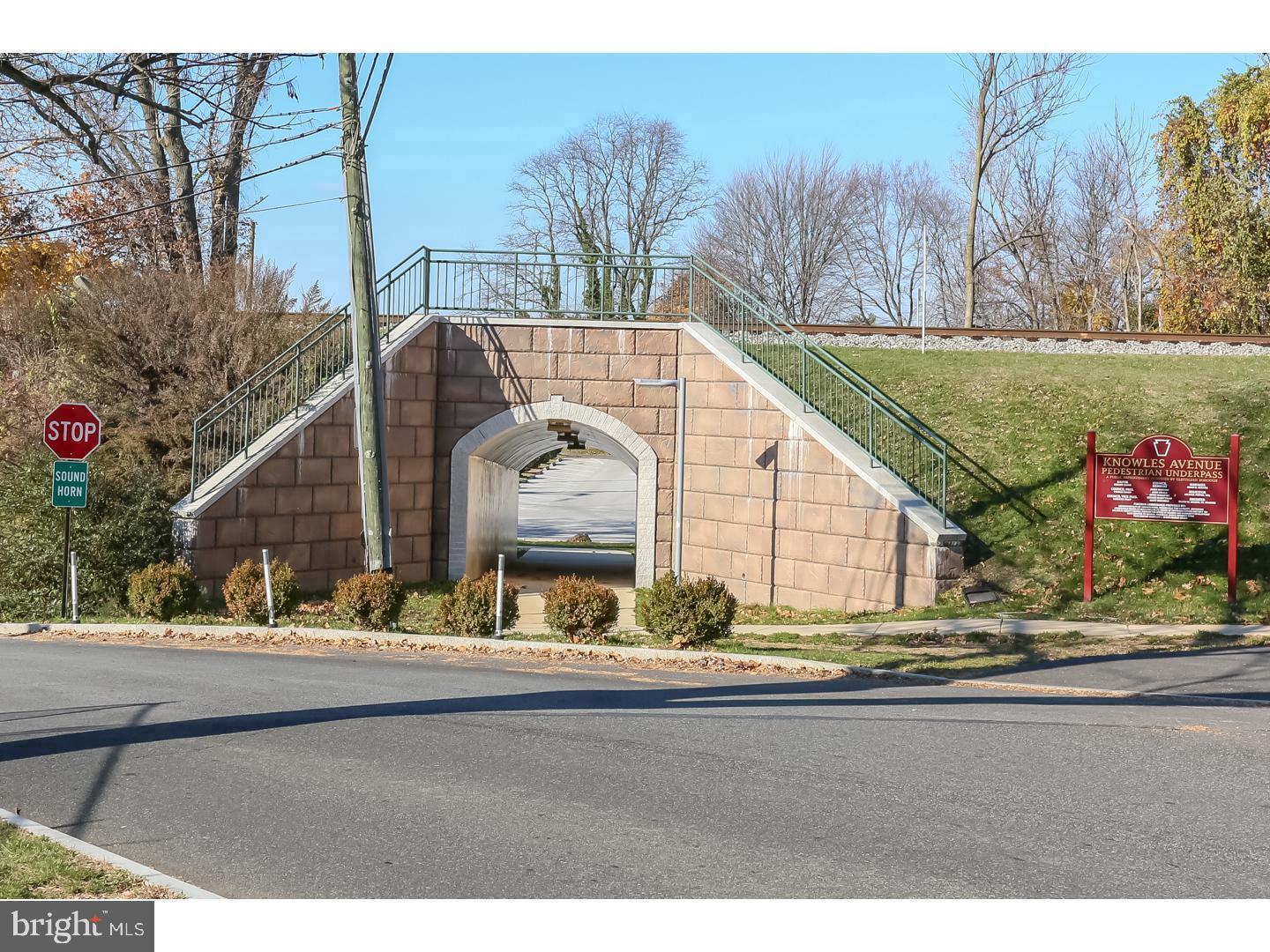 CONTEMPORARY VLG - Residential Lease