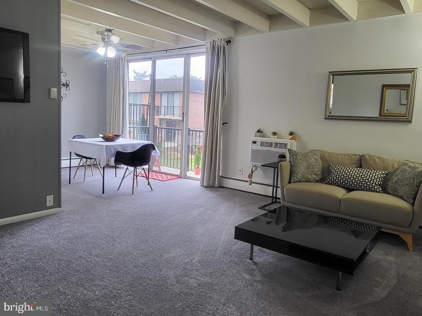 CONTEMPORARY VLG - Residential Lease