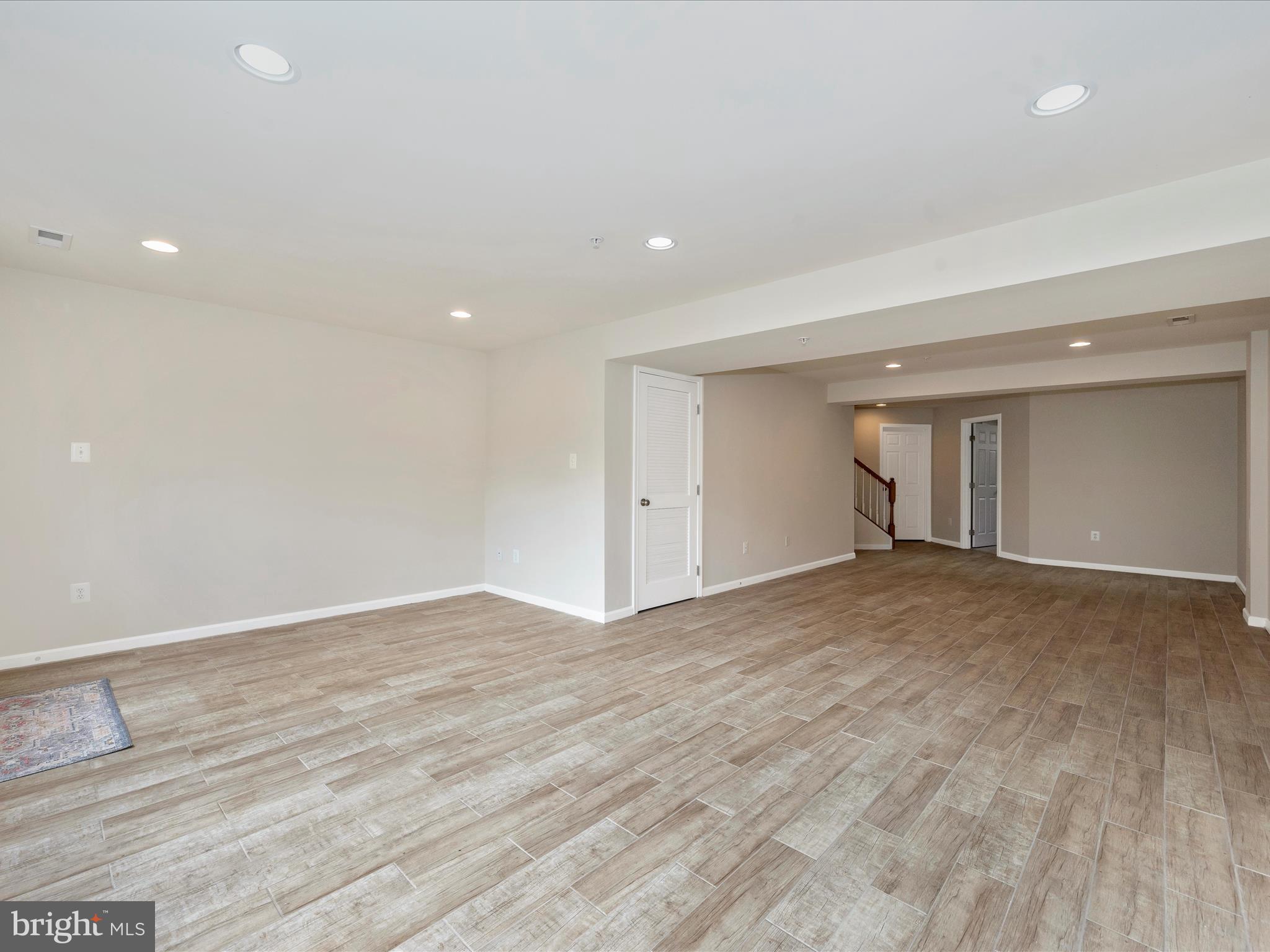 GLENBROOK - Residential