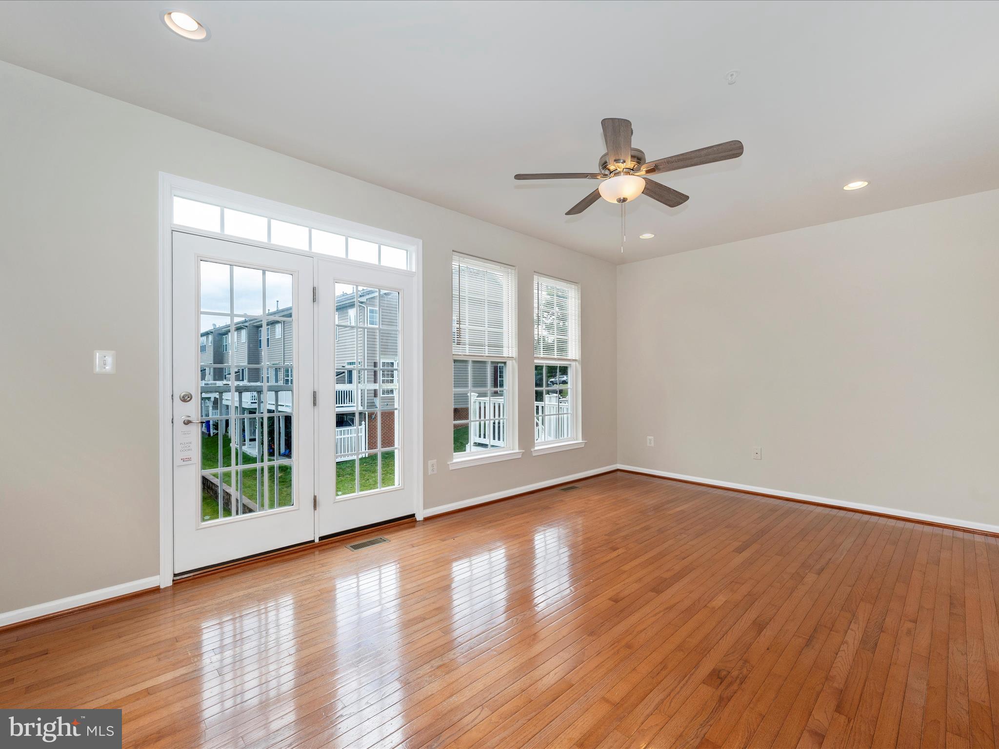 GLENBROOK - Residential