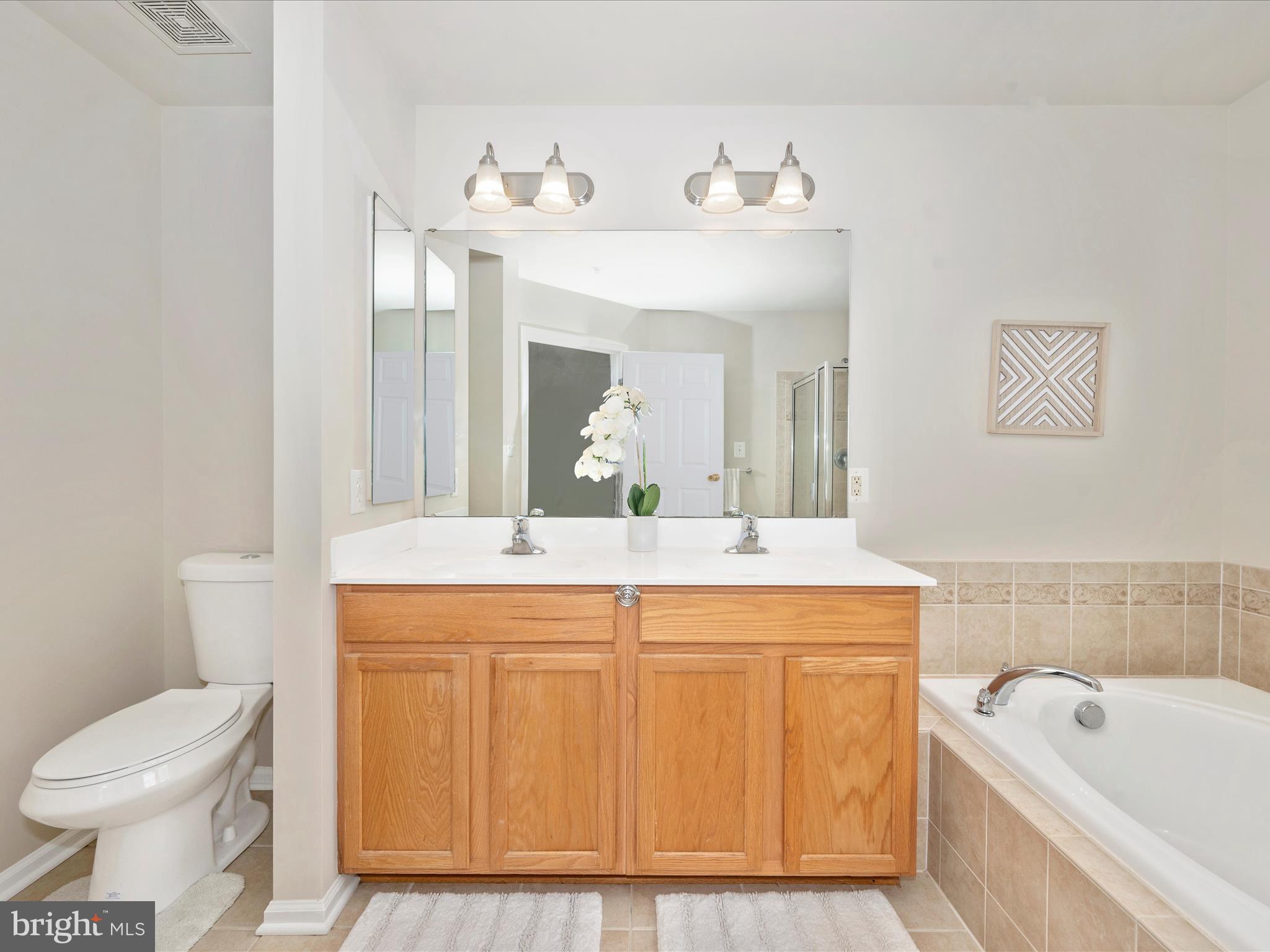 GLENBROOK - Residential