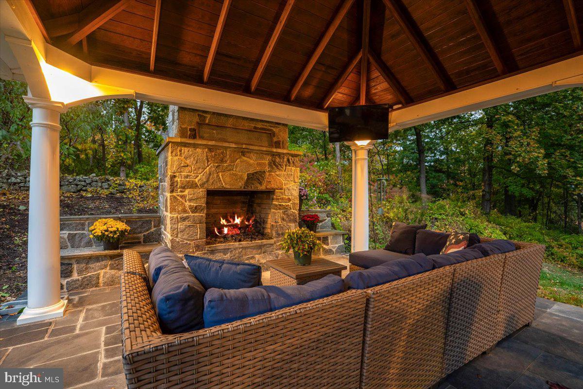 5821 ROWLAND HILL ROAD