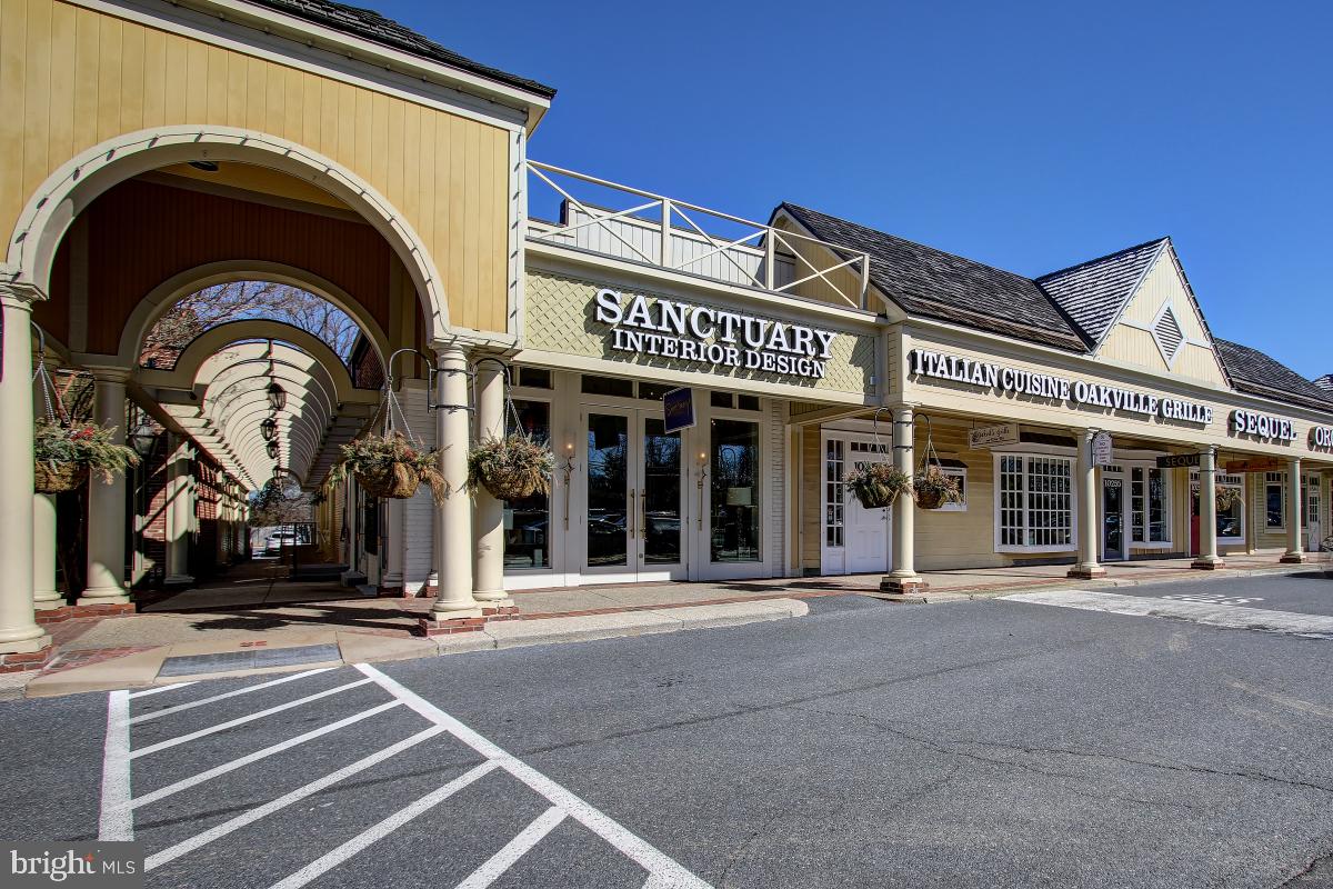 GROSVENOR PARK - Residential Lease