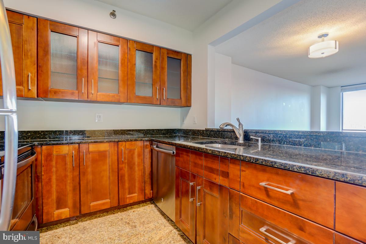 GROSVENOR PARK - Residential Lease