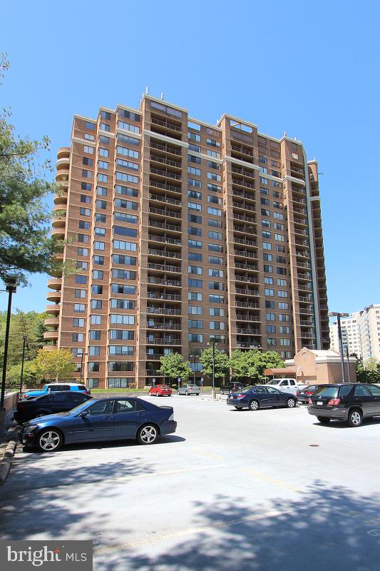 GROSVENOR PARK - Residential Lease