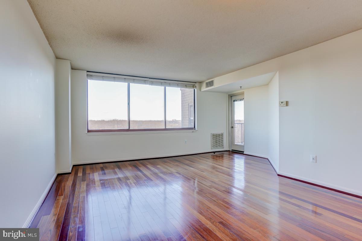 GROSVENOR PARK - Residential Lease