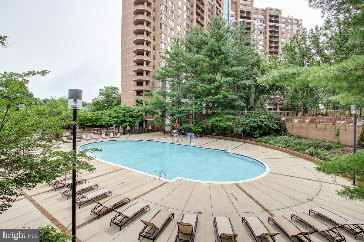 GROSVENOR PARK - Residential Lease