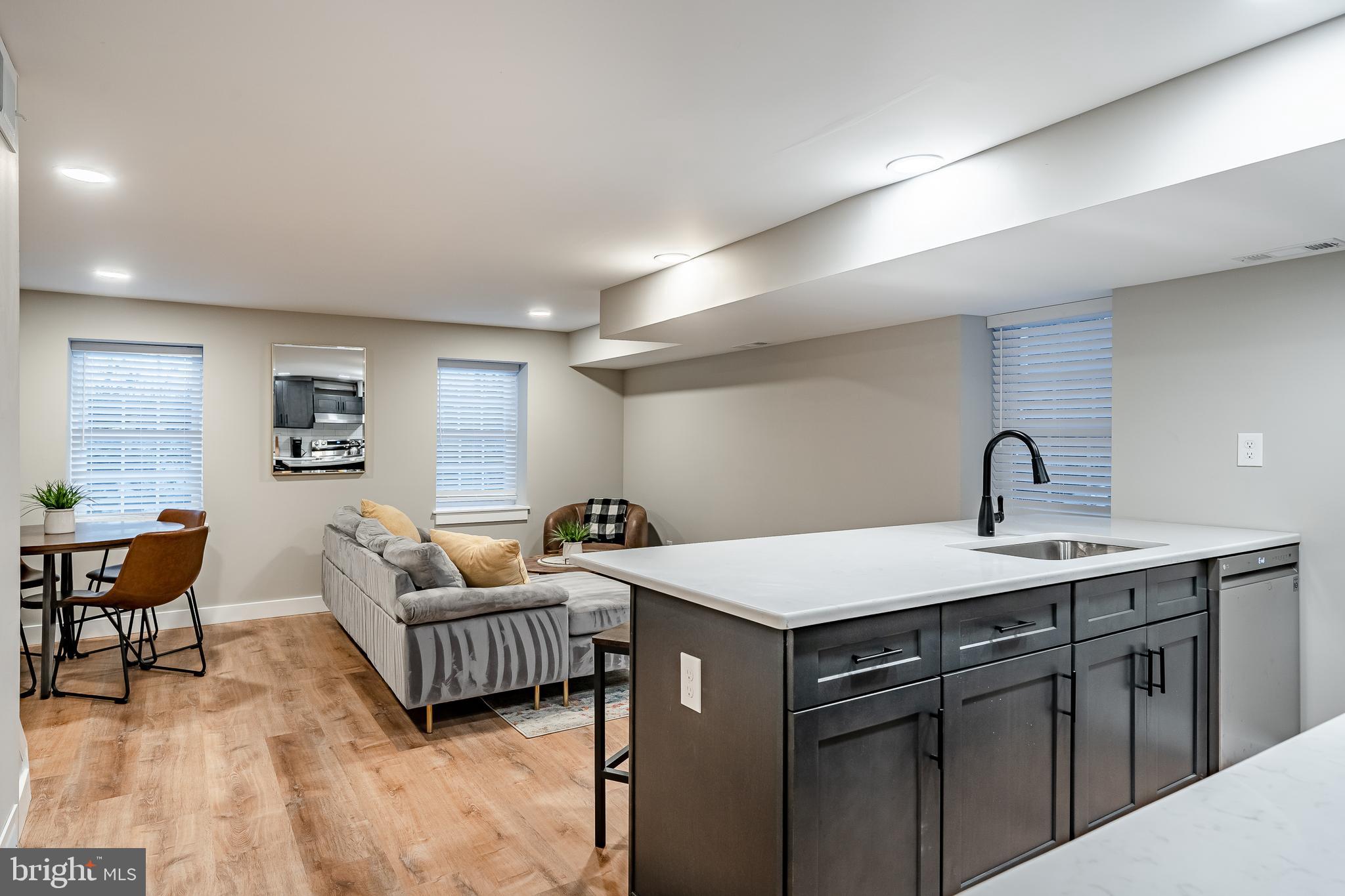 WILMINGTON - Residential Income