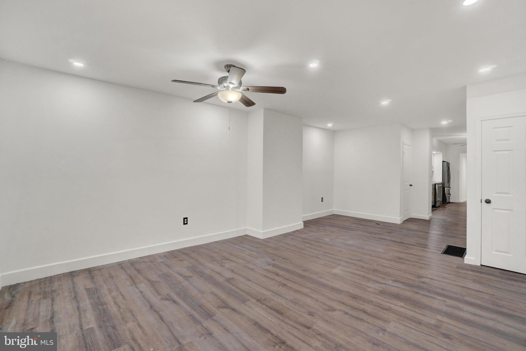 539 W PRINCESS STREET