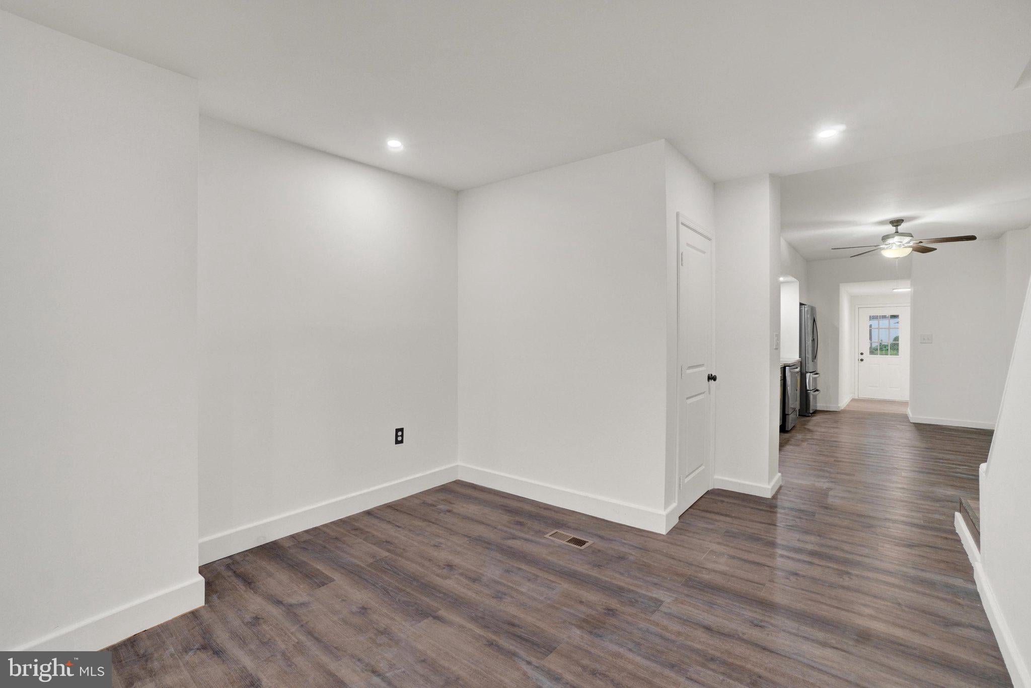 539 W PRINCESS STREET