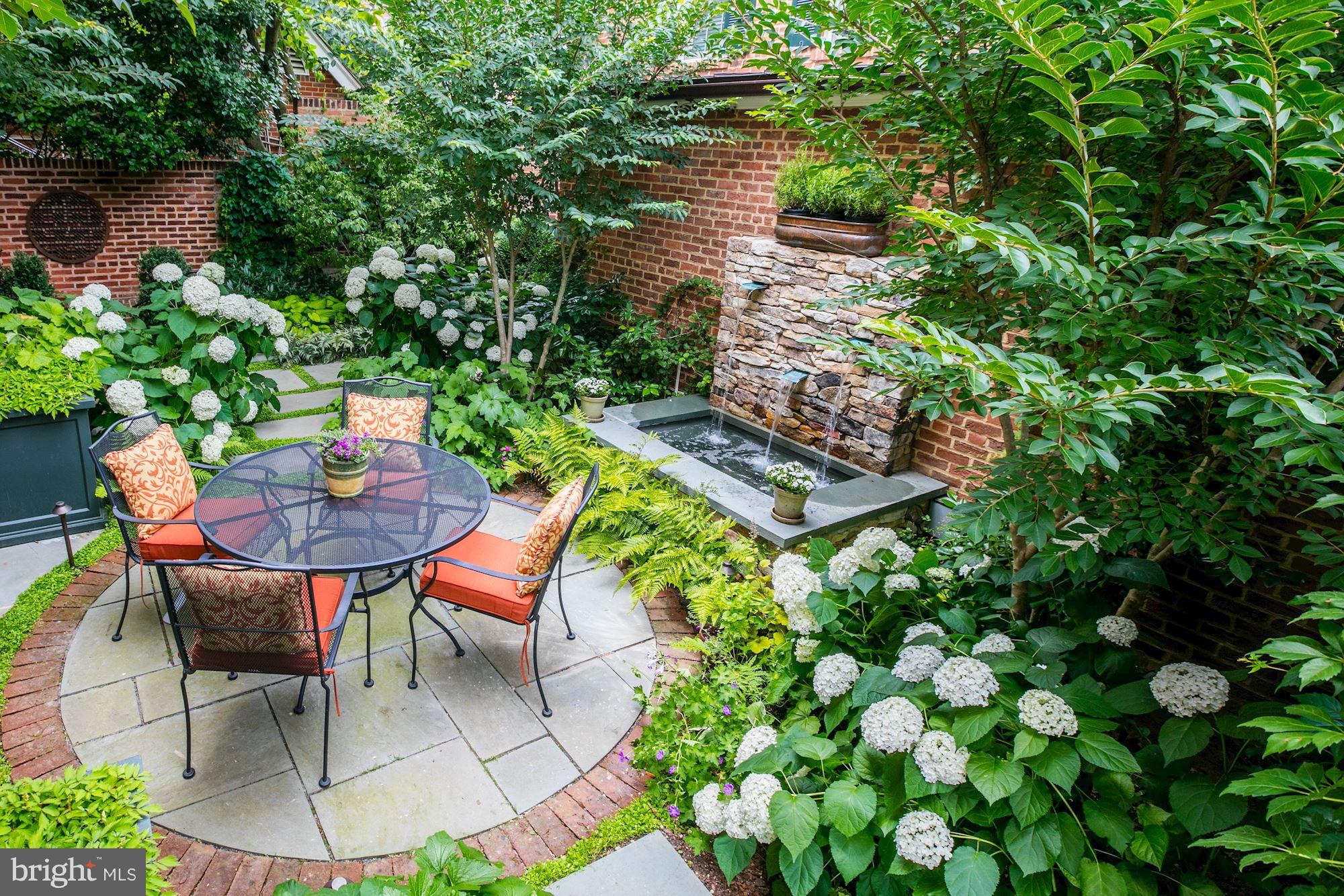 OLD TOWN - Residential