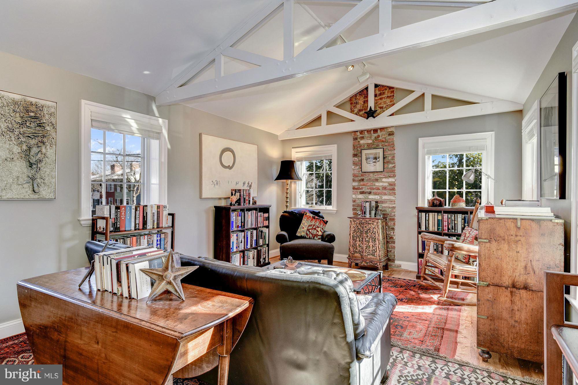 OLD TOWN - Residential