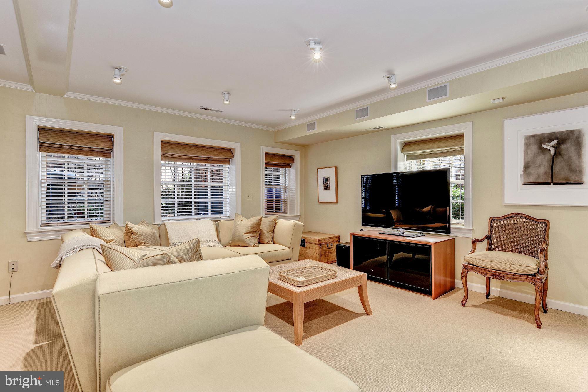 OLD TOWN - Residential