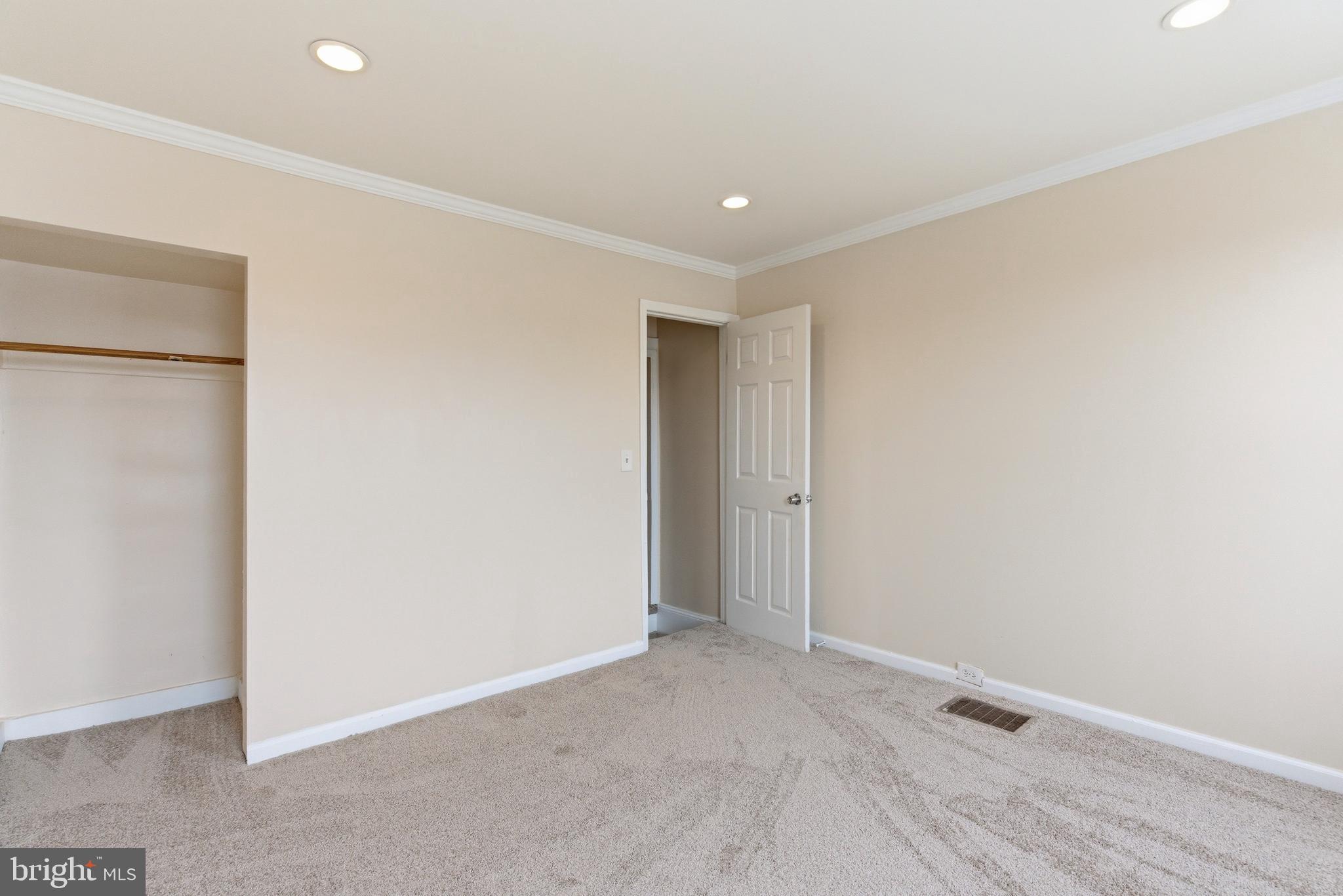 HIGHLANDTOWN - Residential