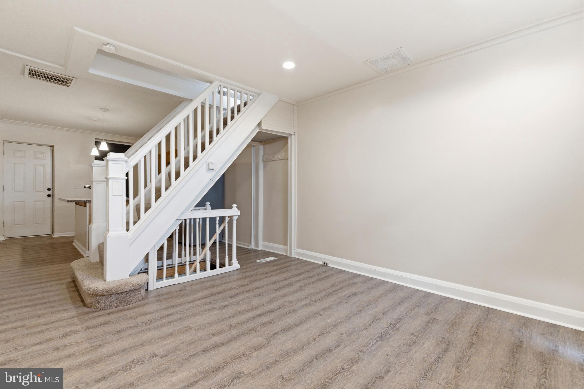 HIGHLANDTOWN - Residential