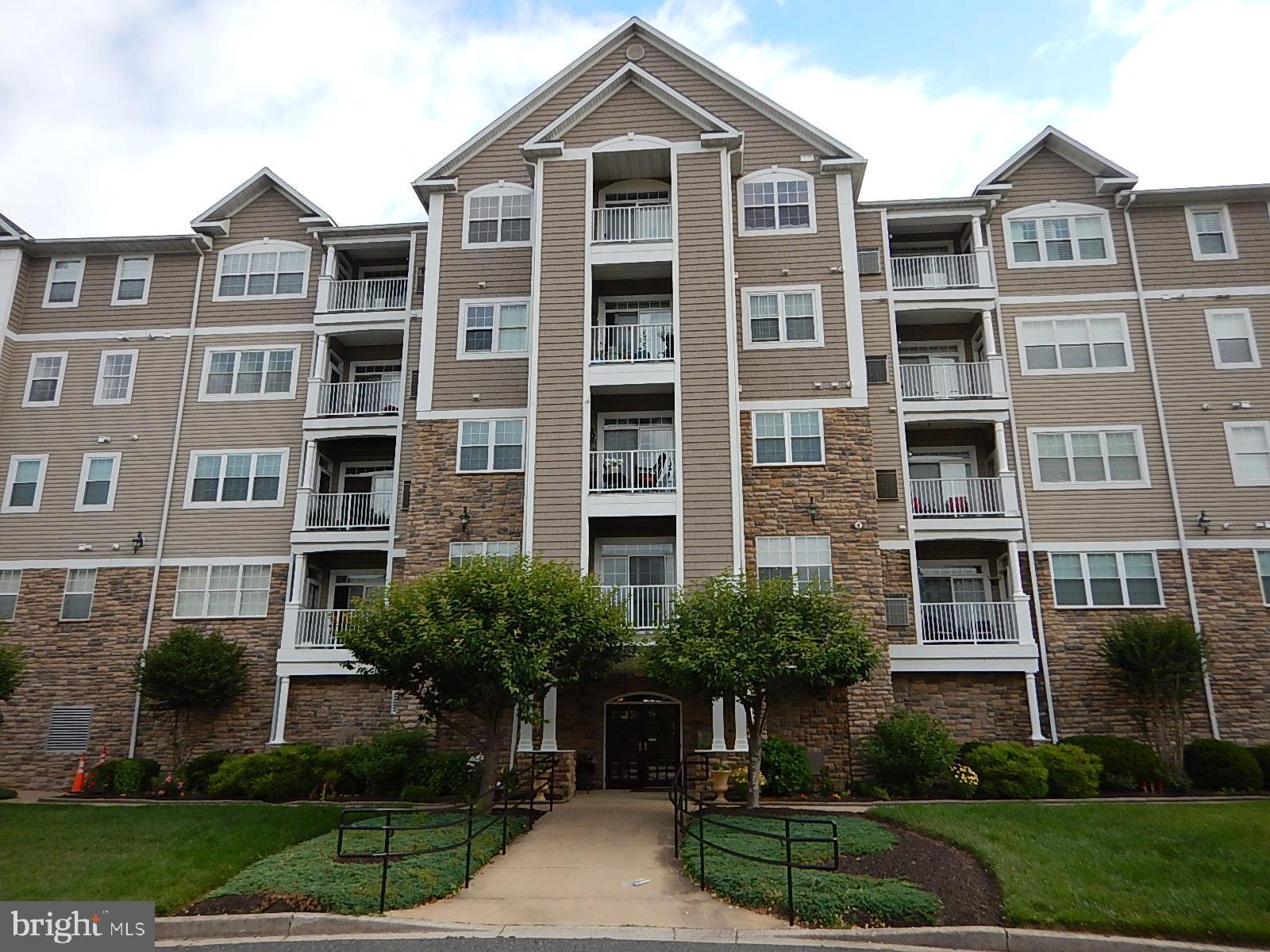 902 MACPHAIL WOODS CROSSING 1E