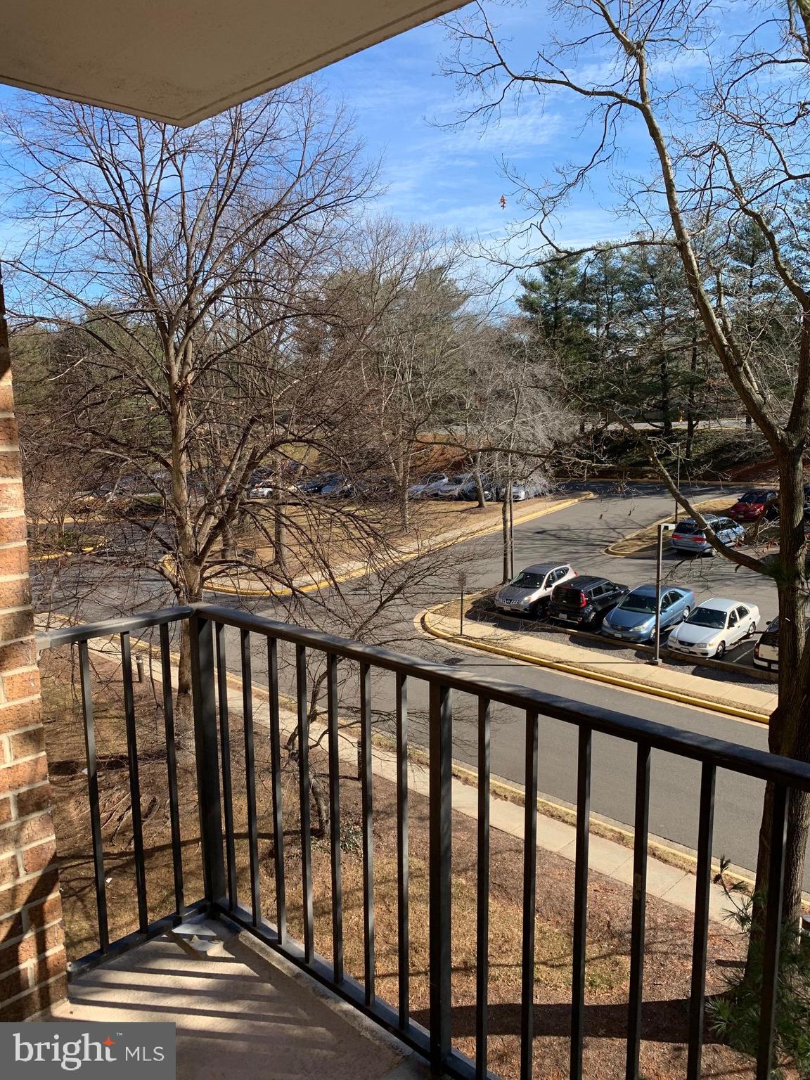 IDYLWOOD TOWERS - Residential Lease