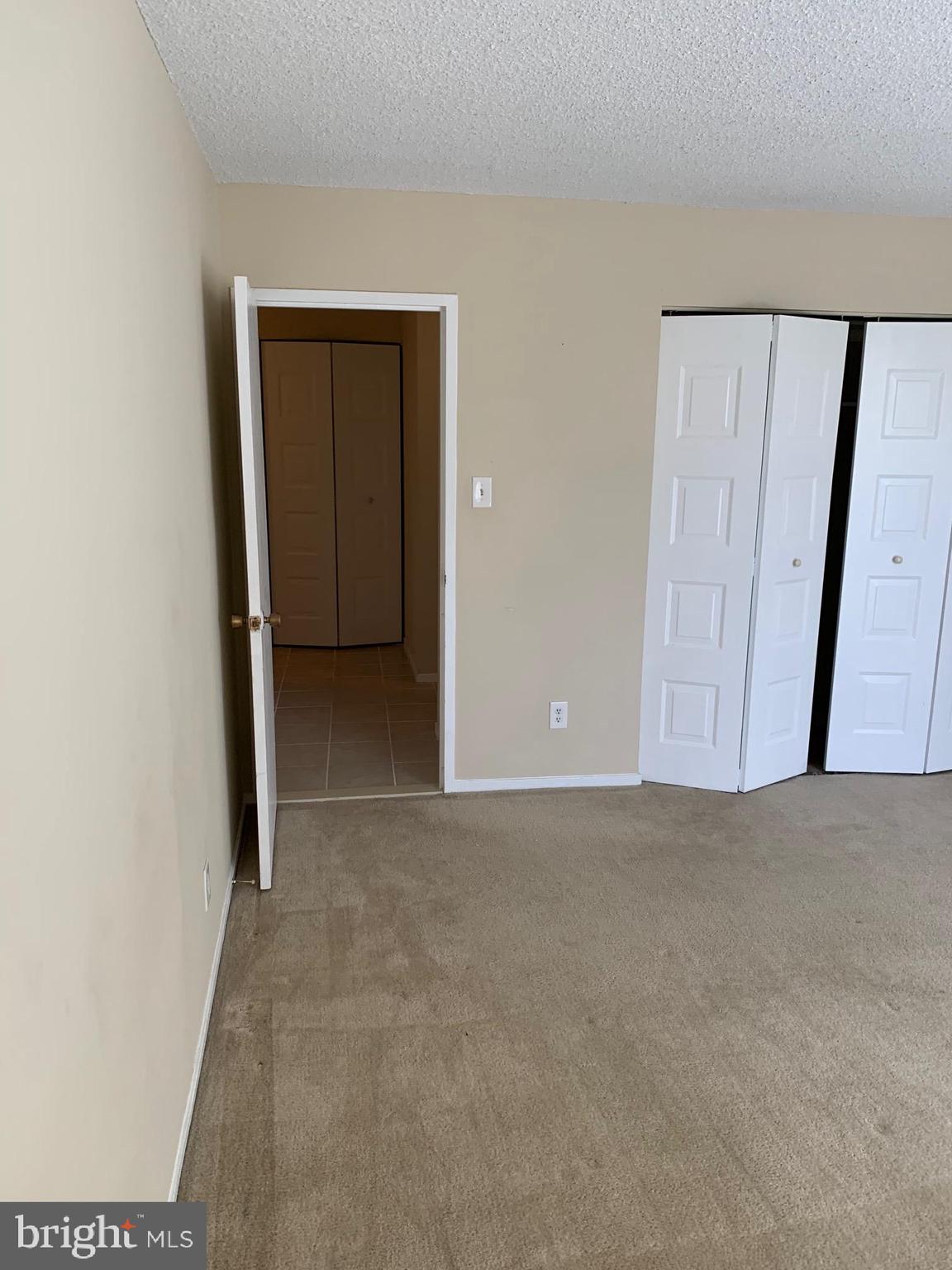 IDYLWOOD TOWERS - Residential Lease