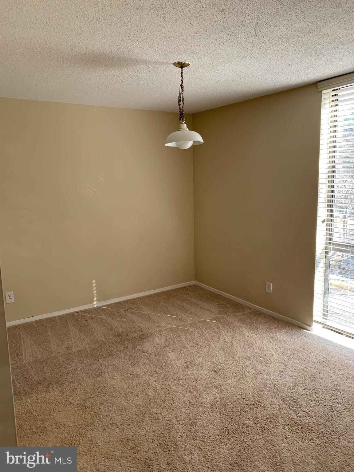 IDYLWOOD TOWERS - Residential Lease