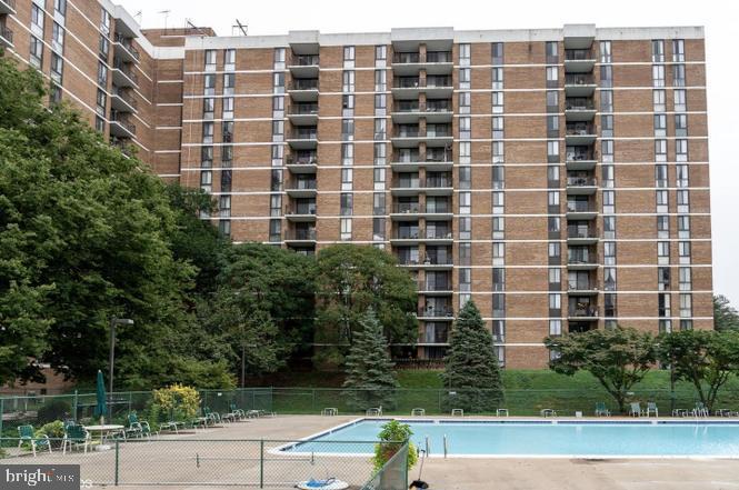 IDYLWOOD TOWERS - Residential Lease