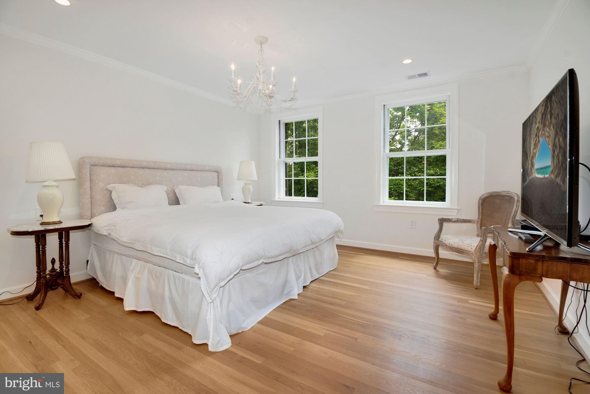 GEORGETOWN - Residential