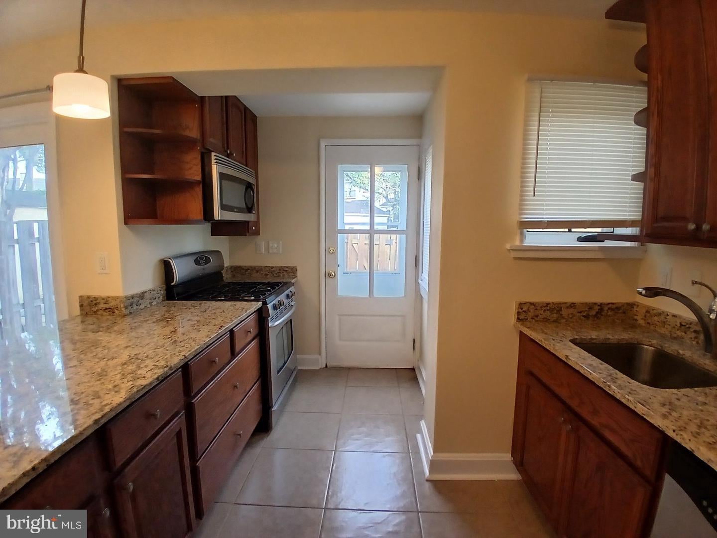 5 BROADSHIP ROAD