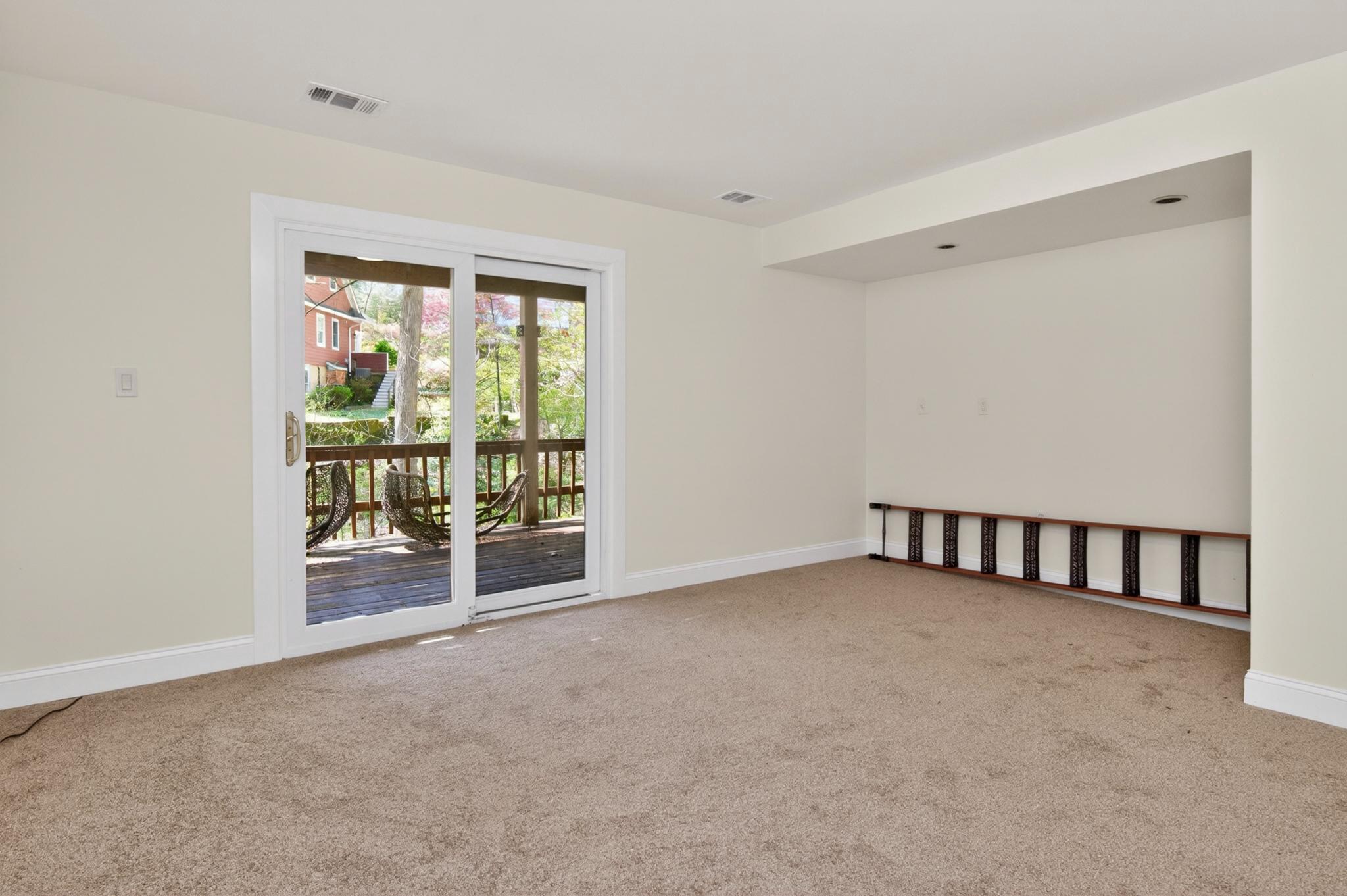 EPPING FOREST - Residential