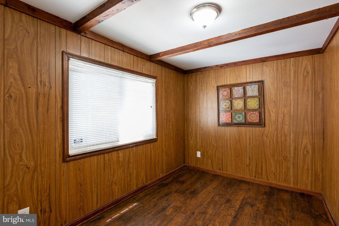 GREEN MEADOWS - Residential