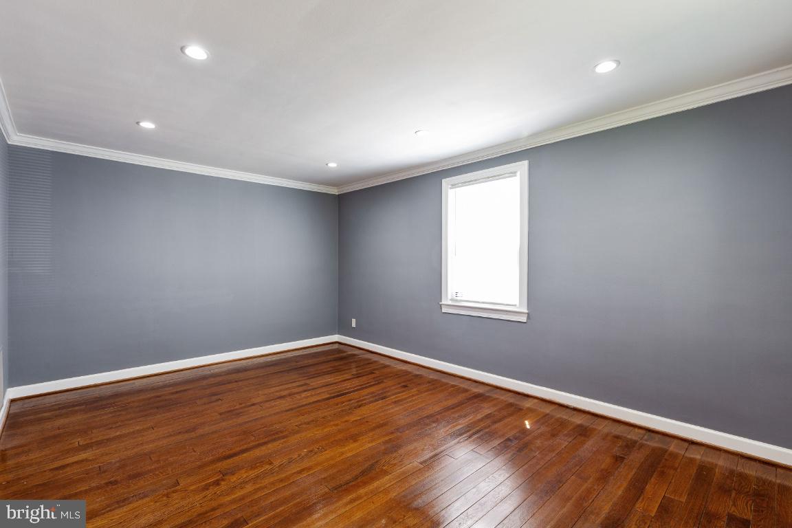 GREEN MEADOWS - Residential