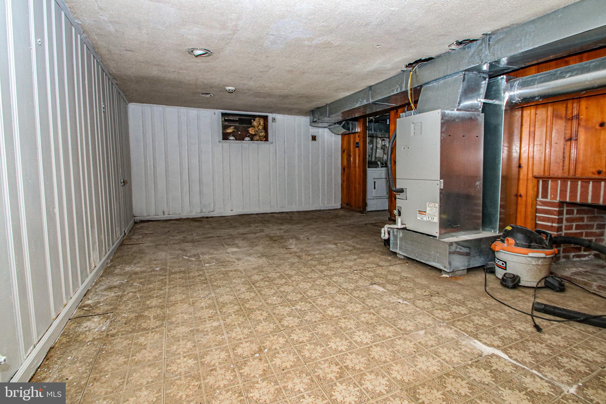 FOX CHASE - Commercial Sale