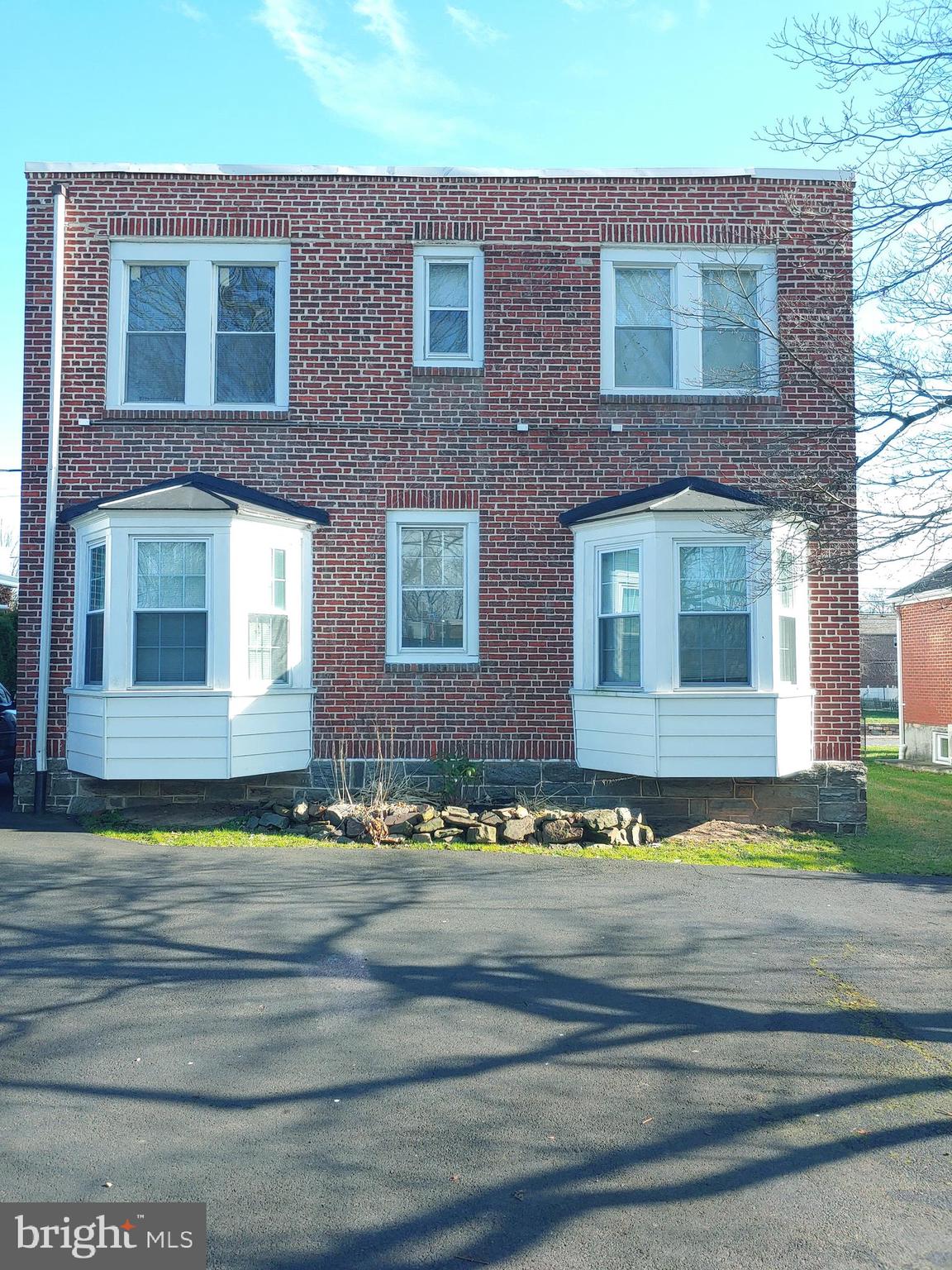 FOX CHASE - Commercial Sale