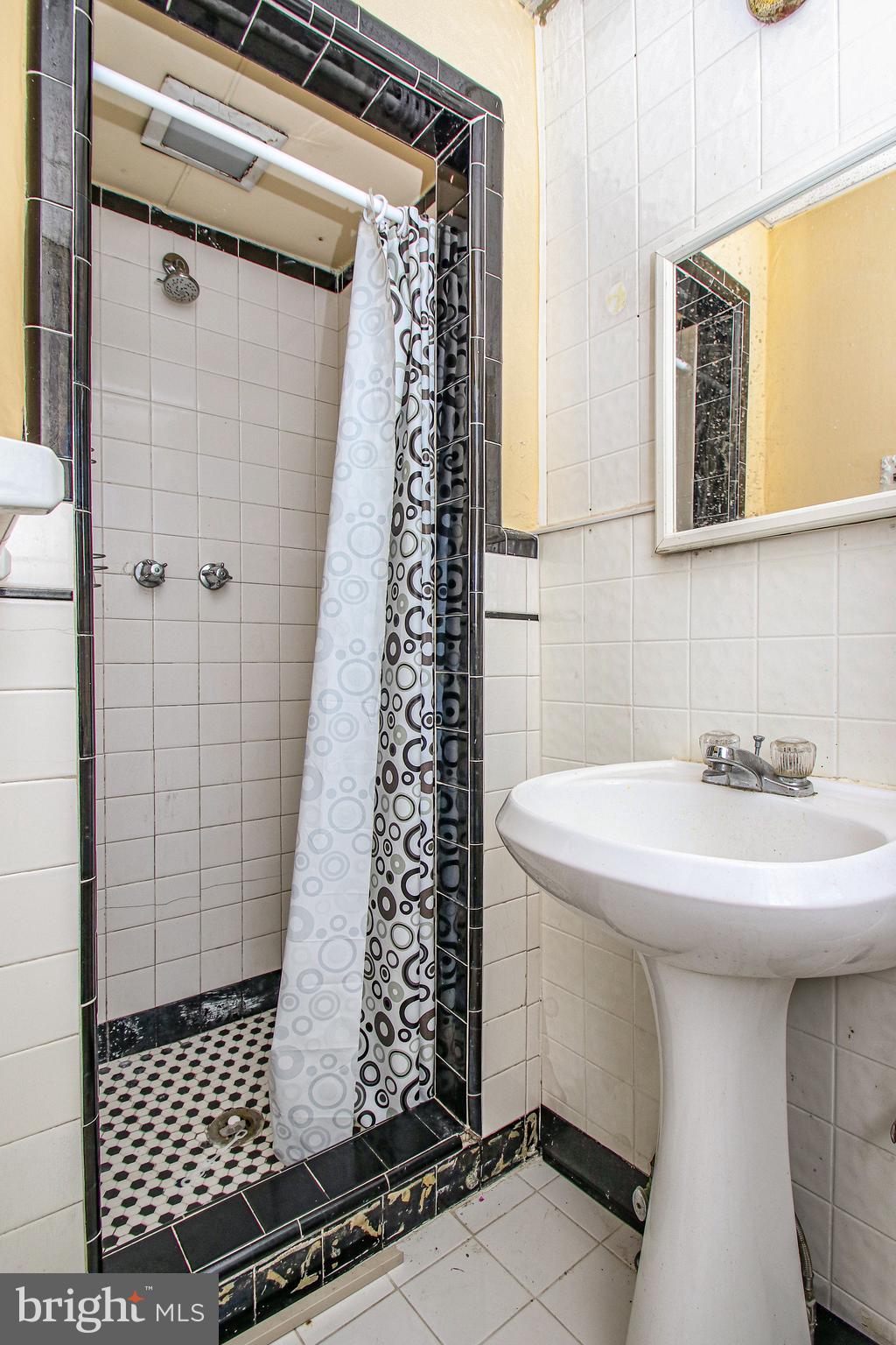 FOX CHASE - Commercial Sale