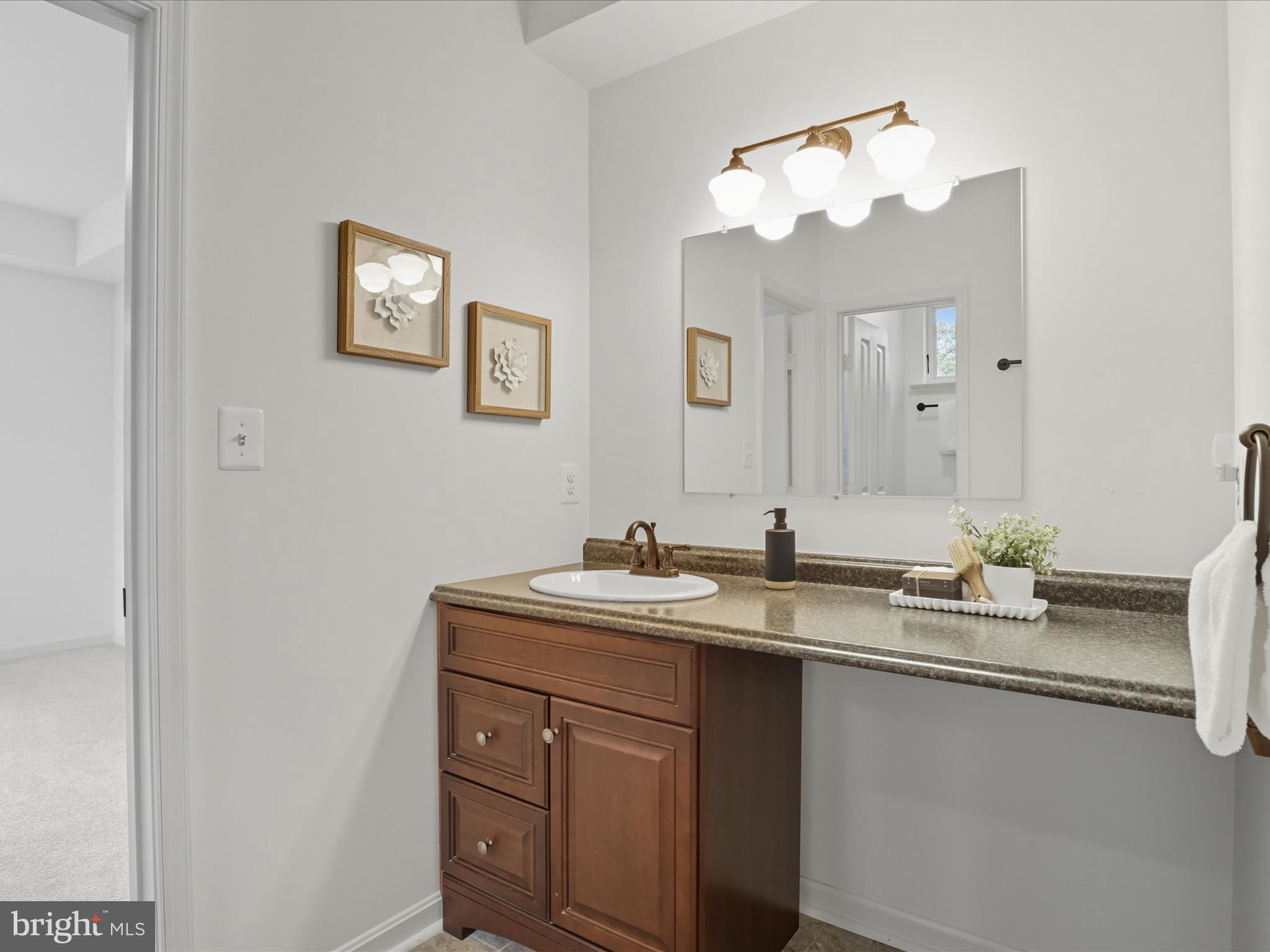 OAKMONT - Residential