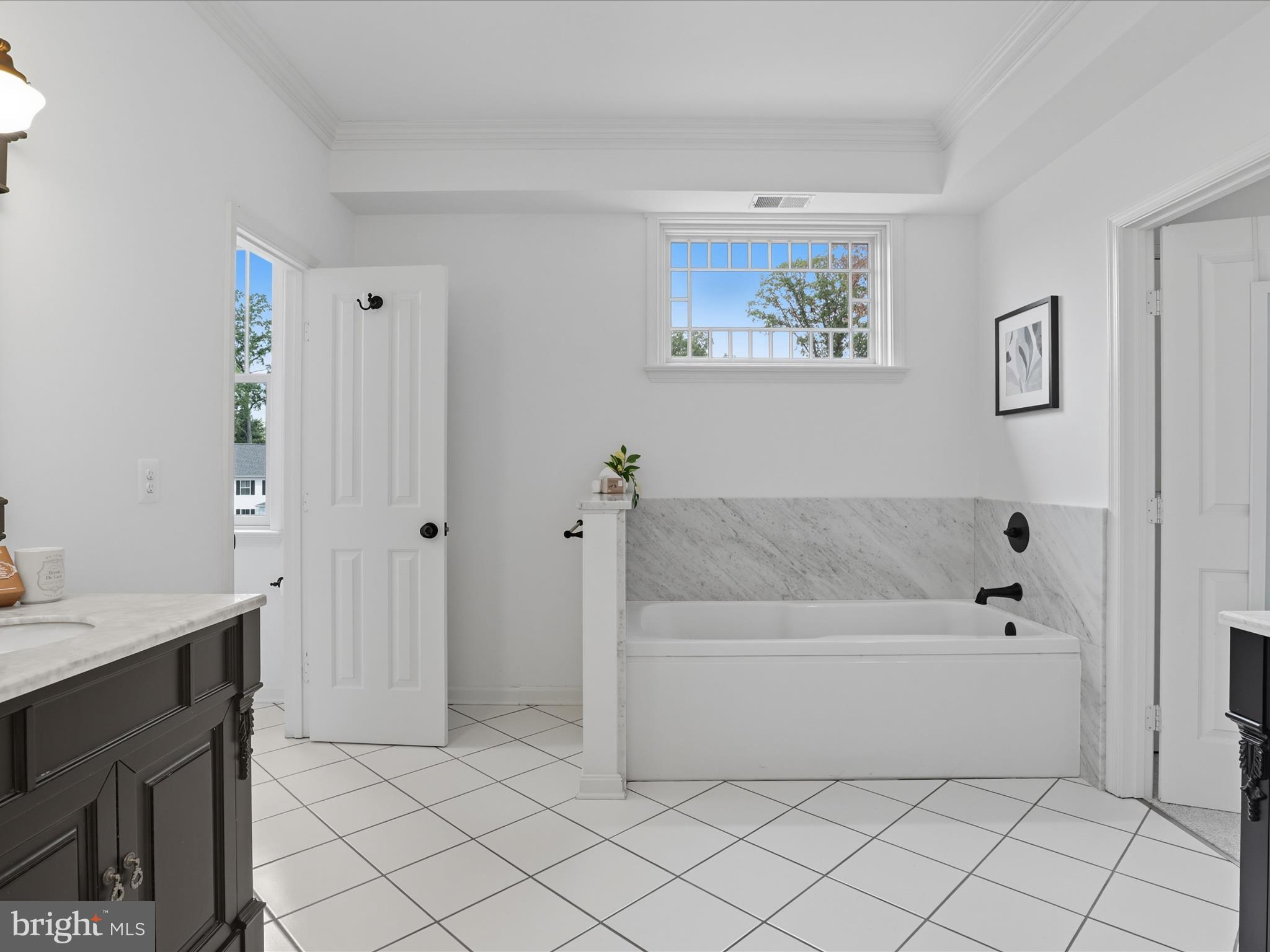 OAKMONT - Residential