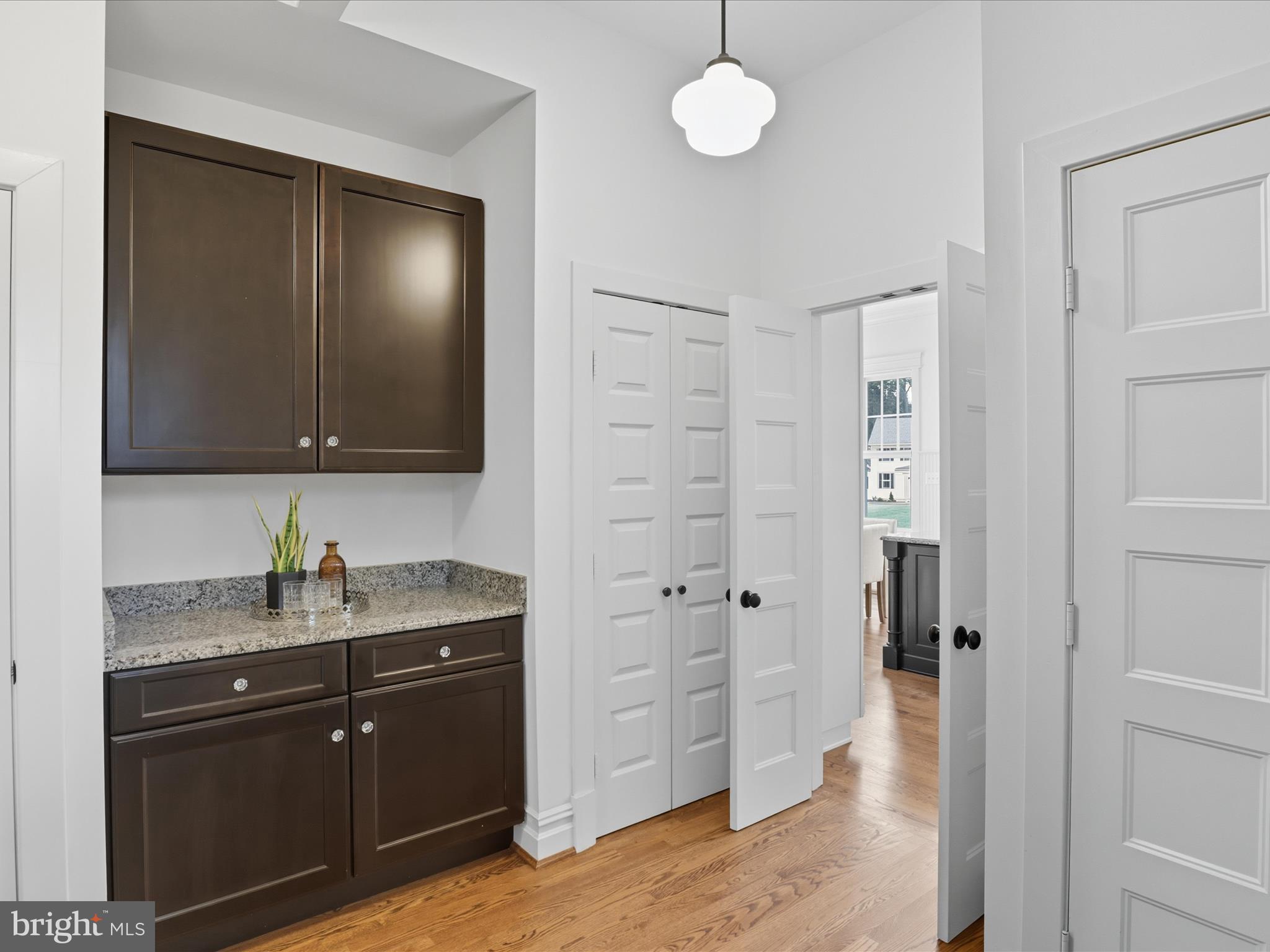 OAKMONT - Residential