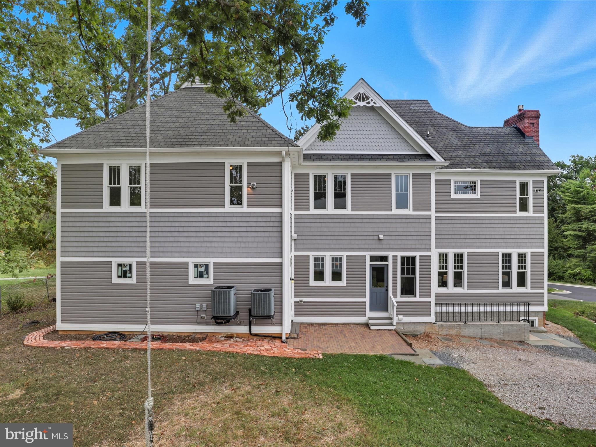 OAKMONT - Residential