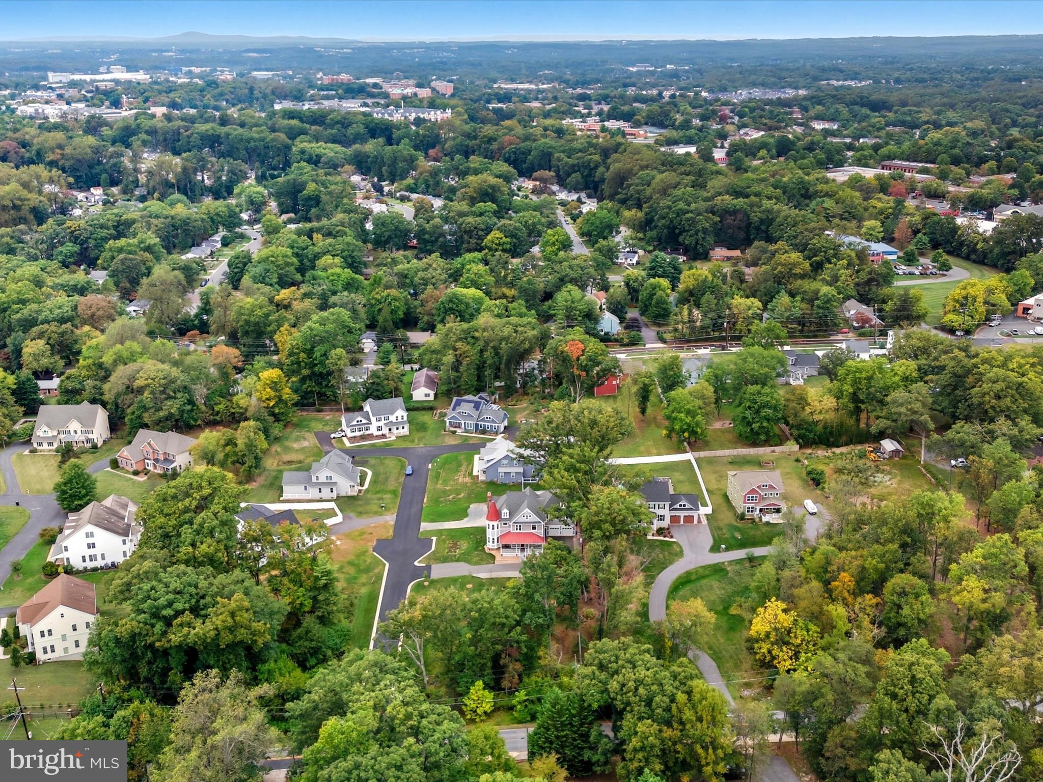 OAKMONT - Residential