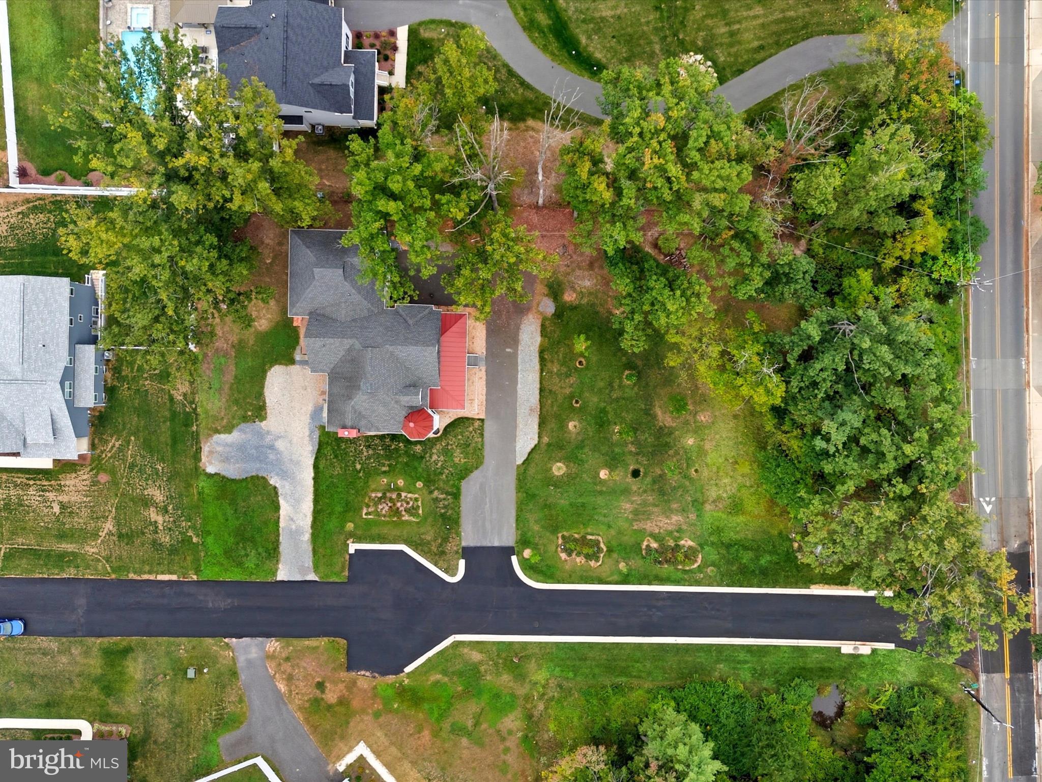 OAKMONT - Residential