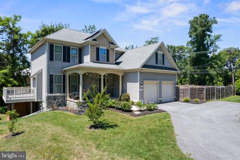 Homes For Rent - 5790 Hunt Club Road<br/> ELKRIDGE, MD 21075