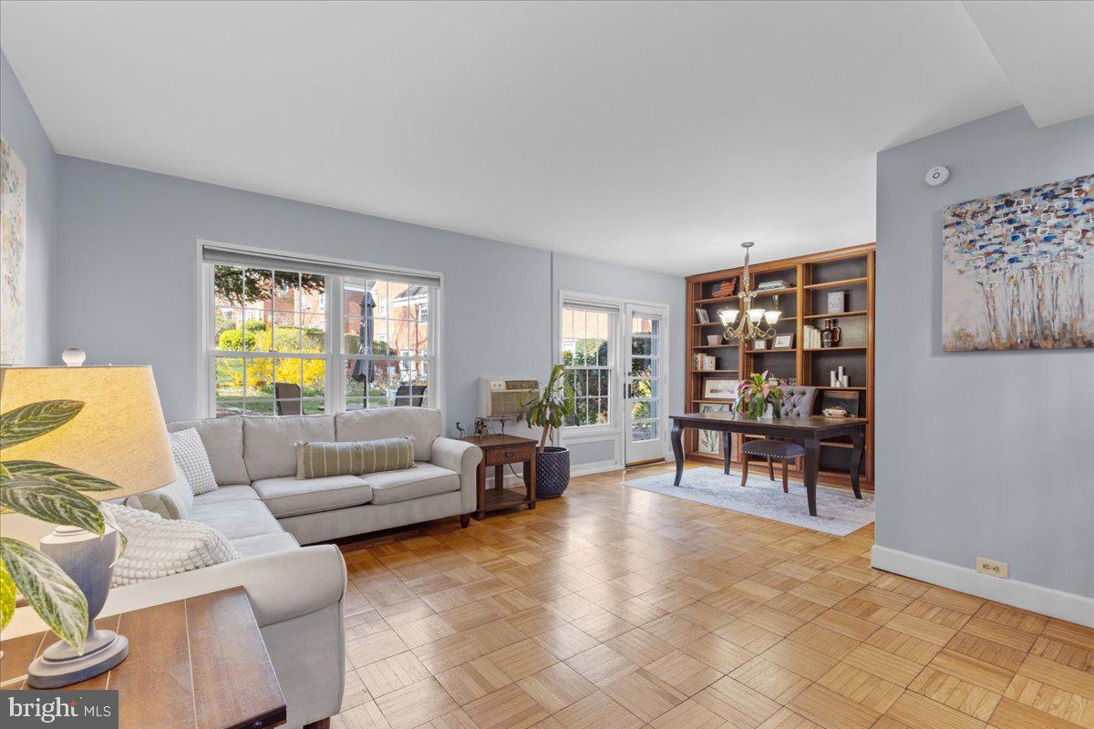 PARKFAIRFAX - Residential