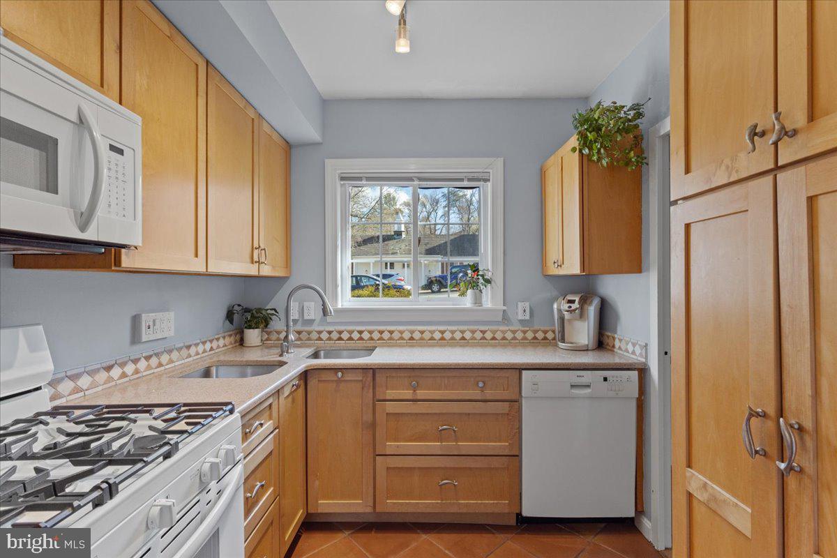 PARKFAIRFAX - Residential