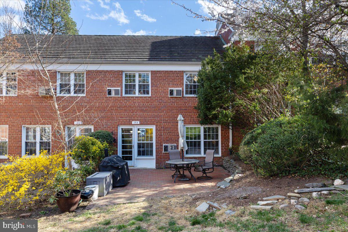 PARKFAIRFAX - Residential