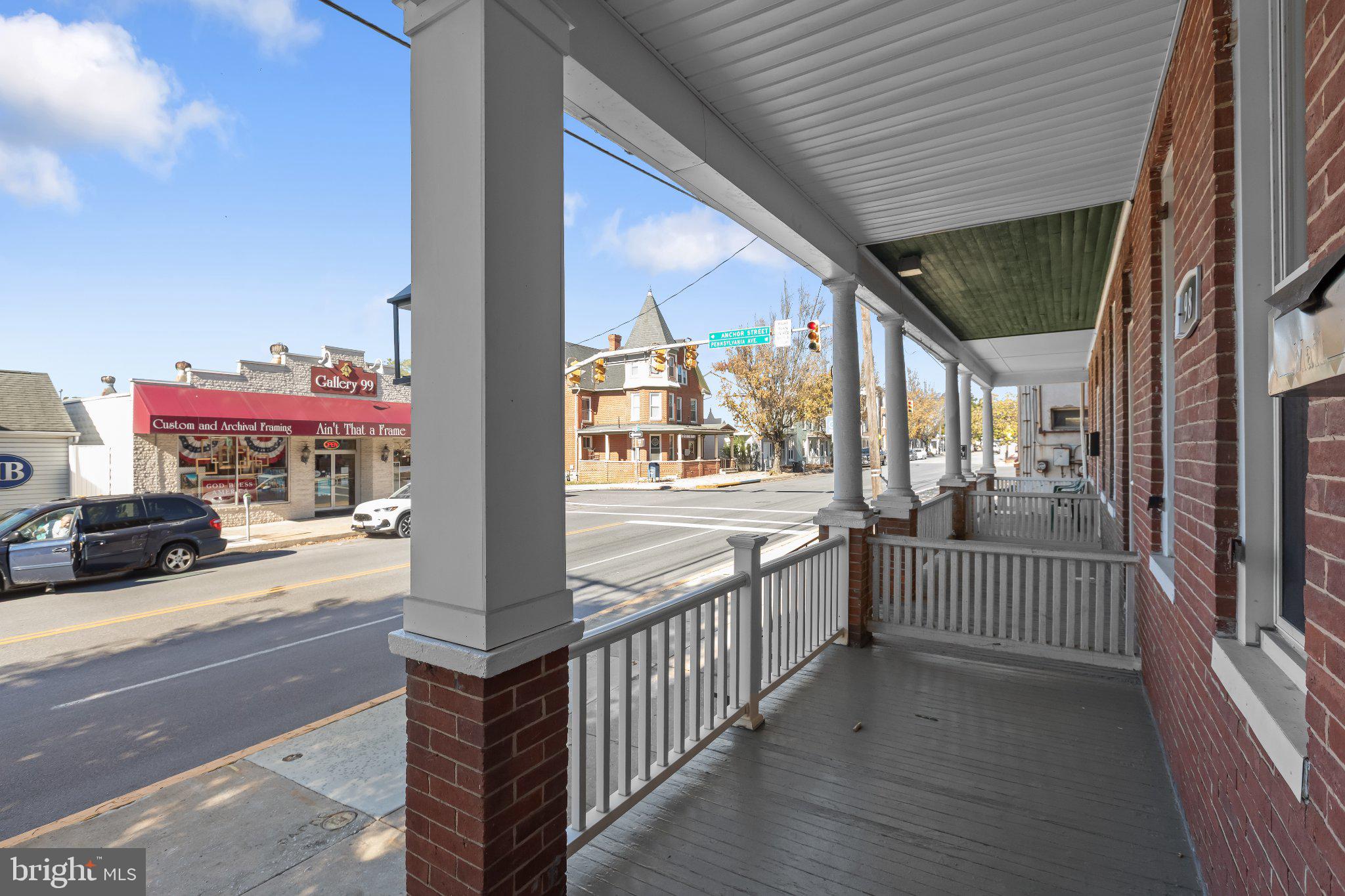98 W MAIN STREET
