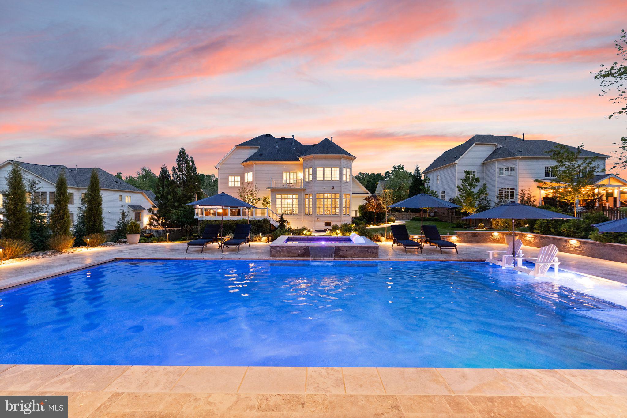 LANSDOWNE ON THE POTOMAC - Residential