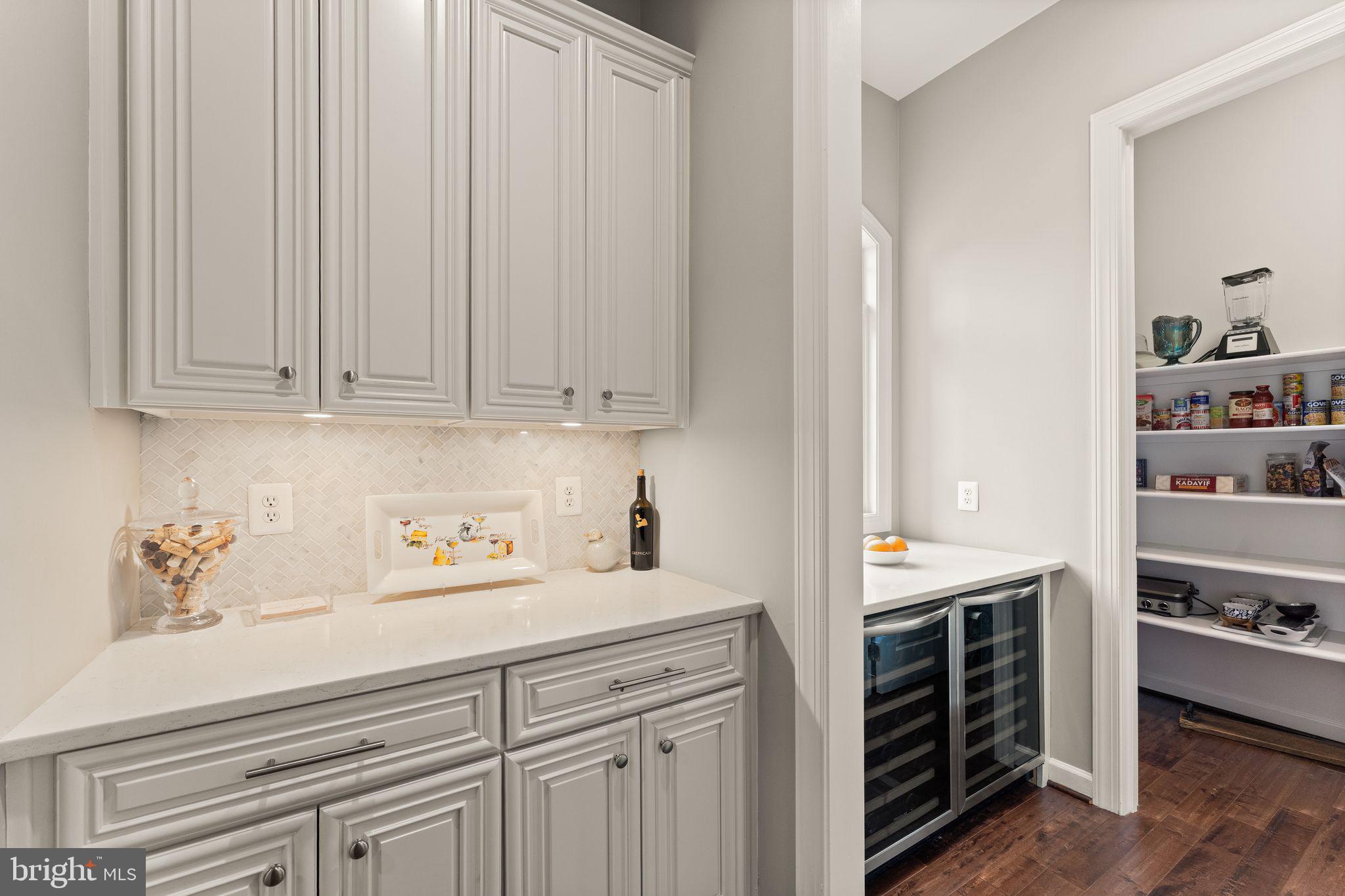 LANSDOWNE ON THE POTOMAC - Residential